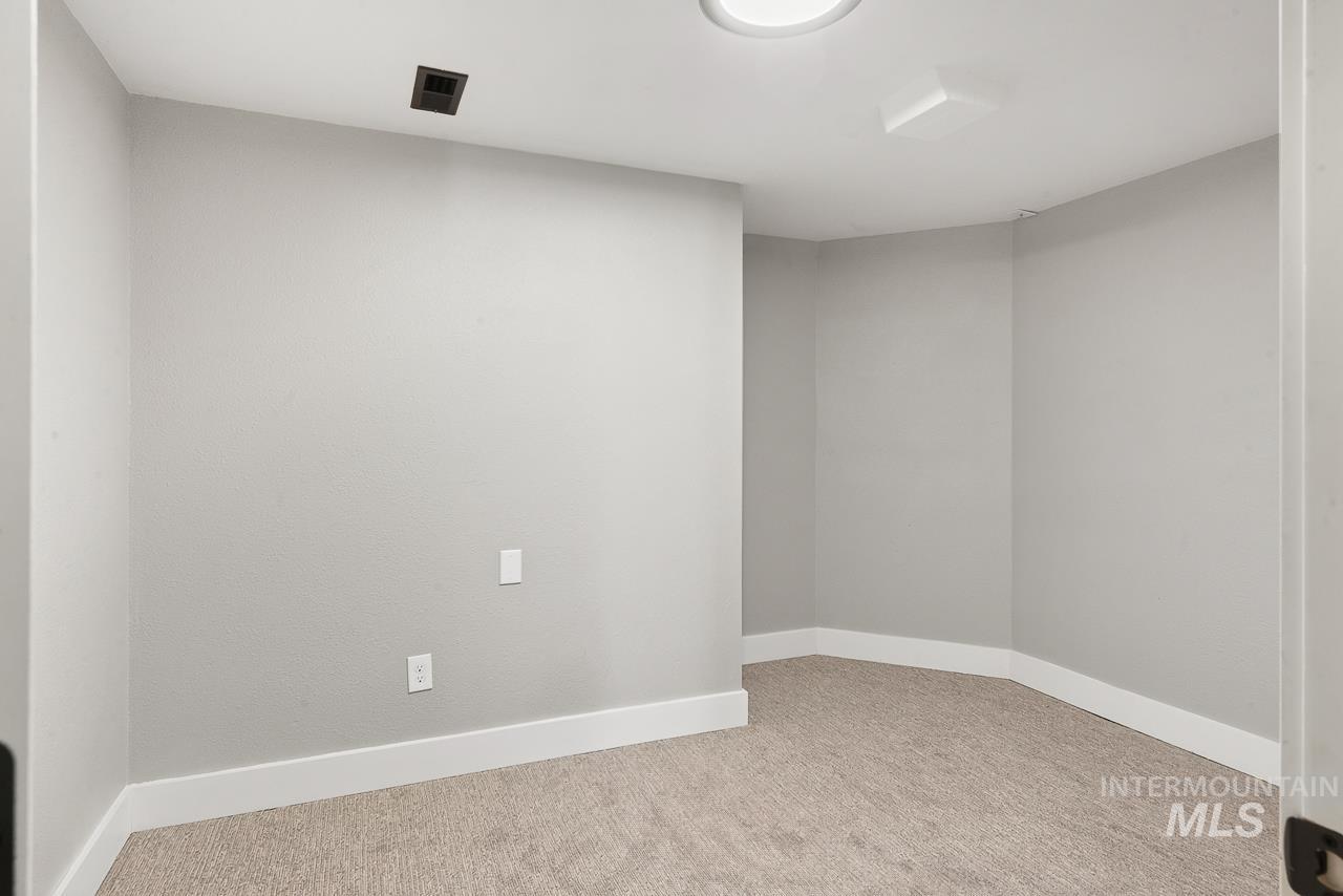 535 Seasons Ct, Nampa, Idaho 83686, 4 Bedrooms, 3 Bathrooms, Residential For Sale, Price $415,000, 98973409