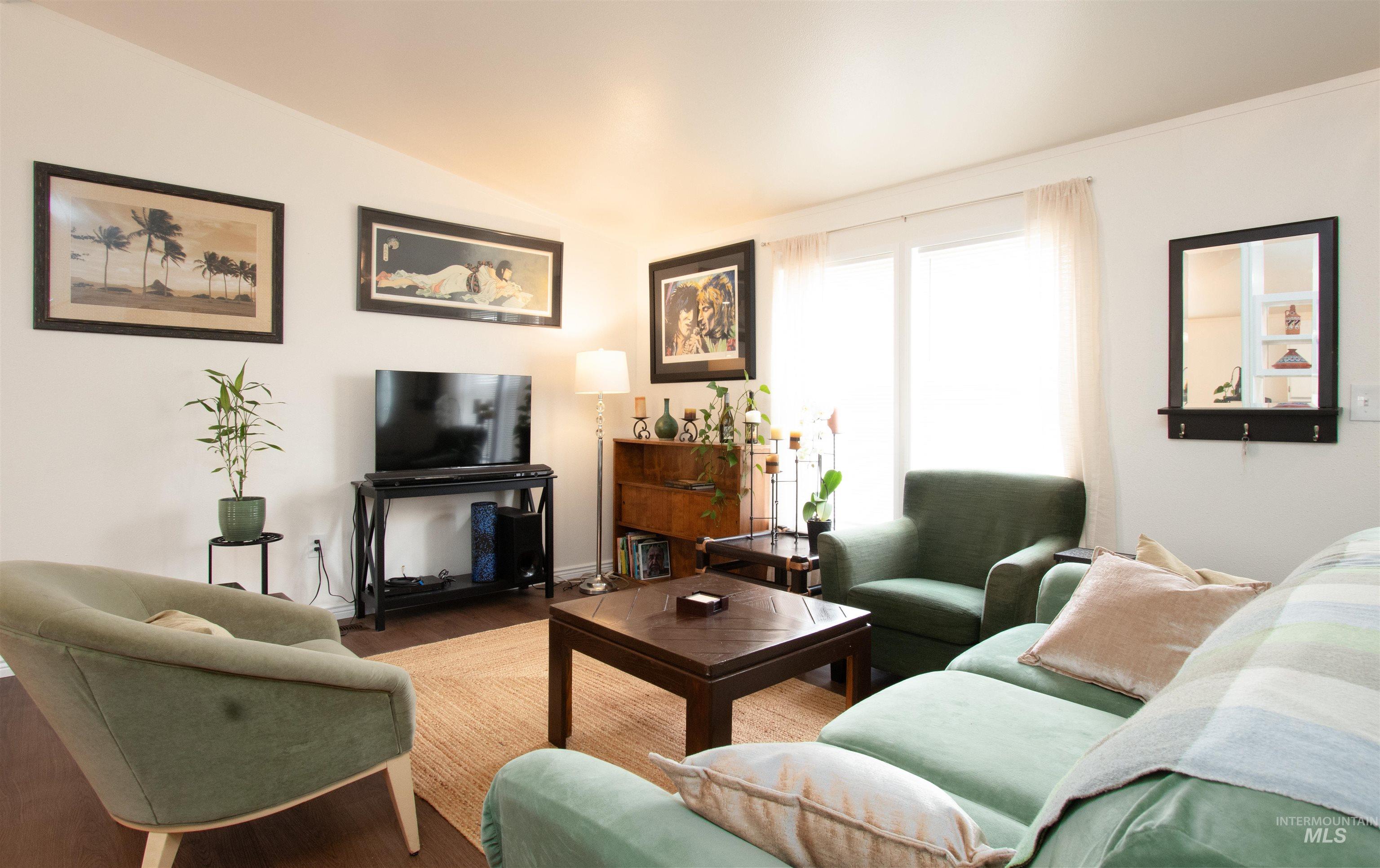 2119 E Blue Sage, Boise, Idaho 83716, 3 Bedrooms, 2 Bathrooms, Residential For Sale, Price $138,900,MLS 98973410