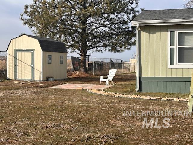 2119 E Blue Sage, Boise, Idaho 83716, 3 Bedrooms, 2 Bathrooms, Residential For Sale, Price $138,900,MLS 98973410