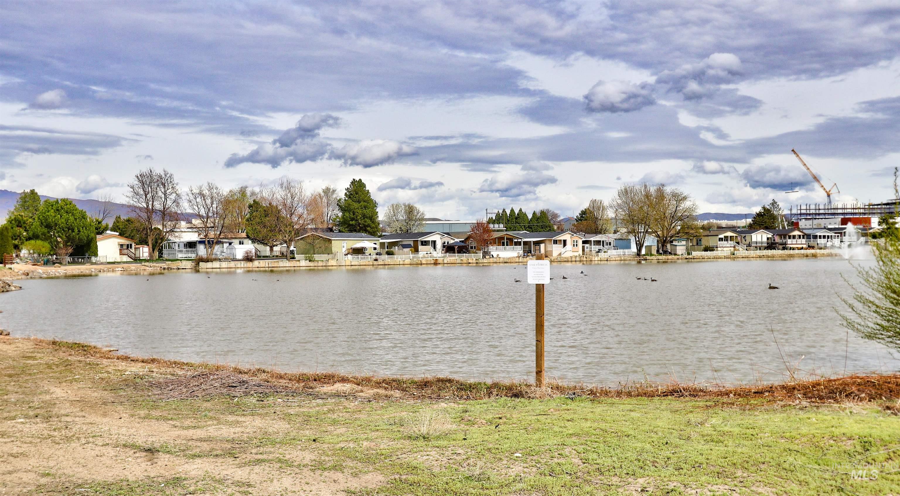 2119 E Blue Sage, Boise, Idaho 83716, 3 Bedrooms, 2 Bathrooms, Residential For Sale, Price $138,900,MLS 98973410