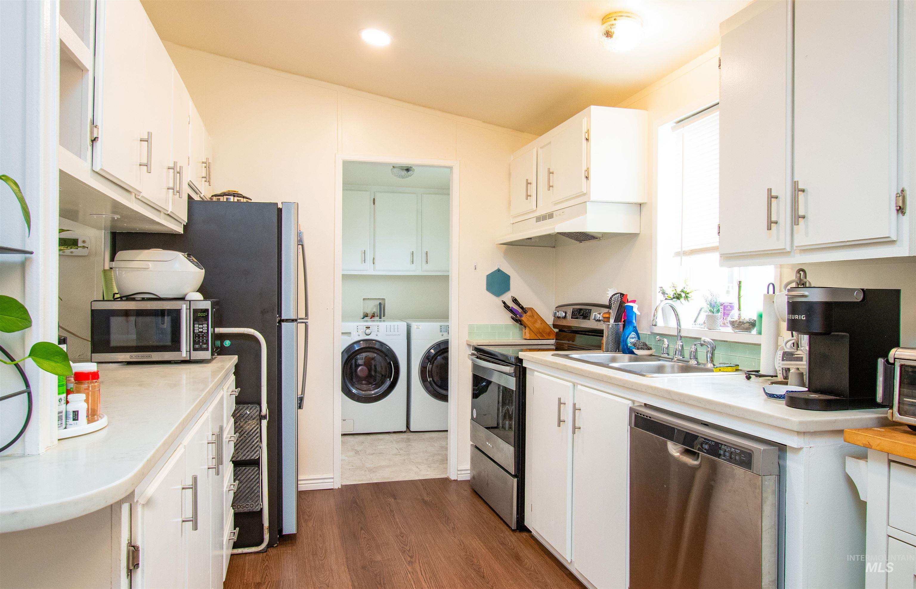 2119 E Blue Sage, Boise, Idaho 83716, 3 Bedrooms, 2 Bathrooms, Residential For Sale, Price $138,900,MLS 98973410