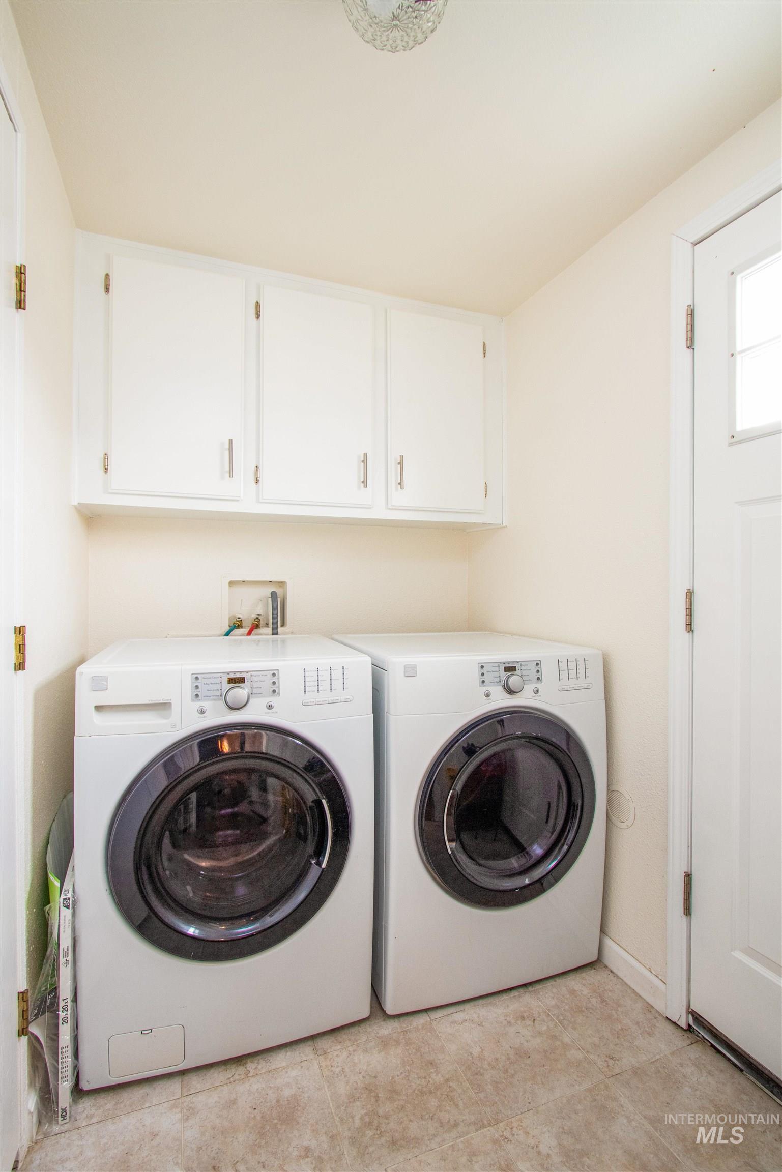 2119 E Blue Sage, Boise, Idaho 83716, 3 Bedrooms, 2 Bathrooms, Residential For Sale, Price $138,900,MLS 98973410