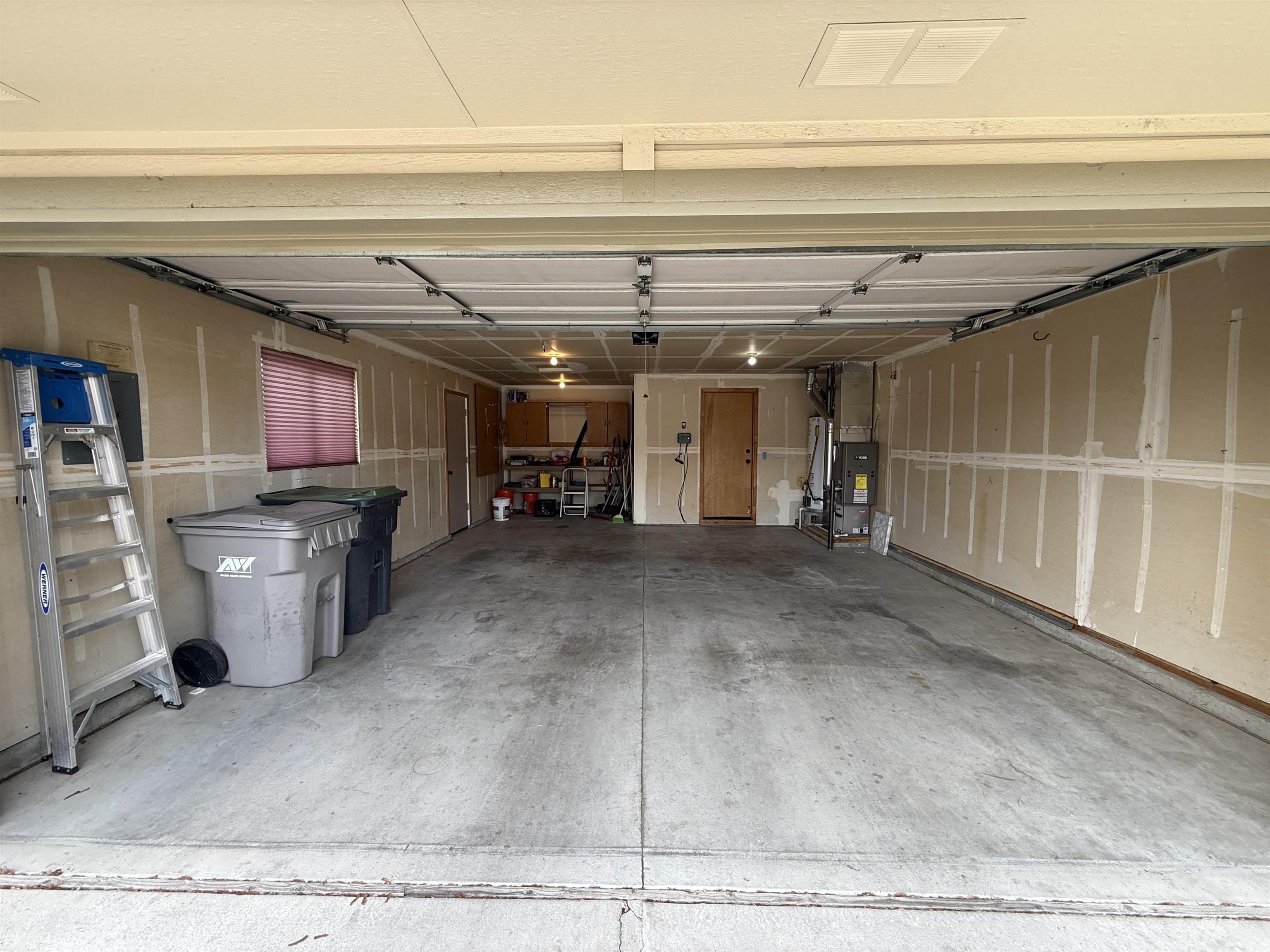 6169 N Portsmouth, Boise, Idaho 83714, 3 Bedrooms, 2 Bathrooms, Residential For Sale, Price $525,000,MLS 98973411