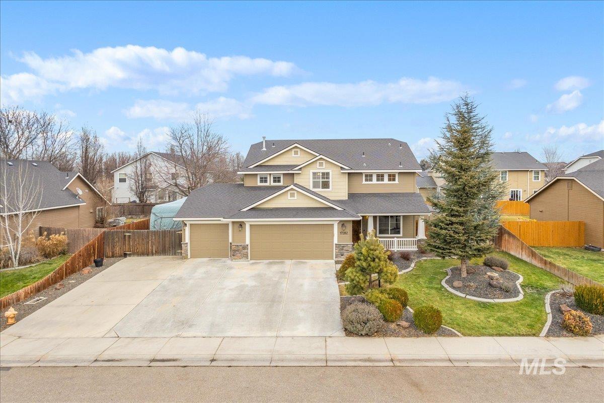 17282 N Ronan Avenue, Nampa, Idaho 83687, 4 Bedrooms, 2.5 Bathrooms, Residential For Sale, Price $439,900,MLS 98973414