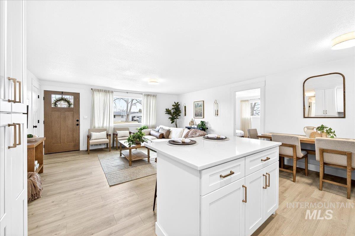 1118 N Dawn Dr., Boise, Idaho 83713, 4 Bedrooms, 2 Bathrooms, Residential For Sale, Price $679,900,MLS 98973415