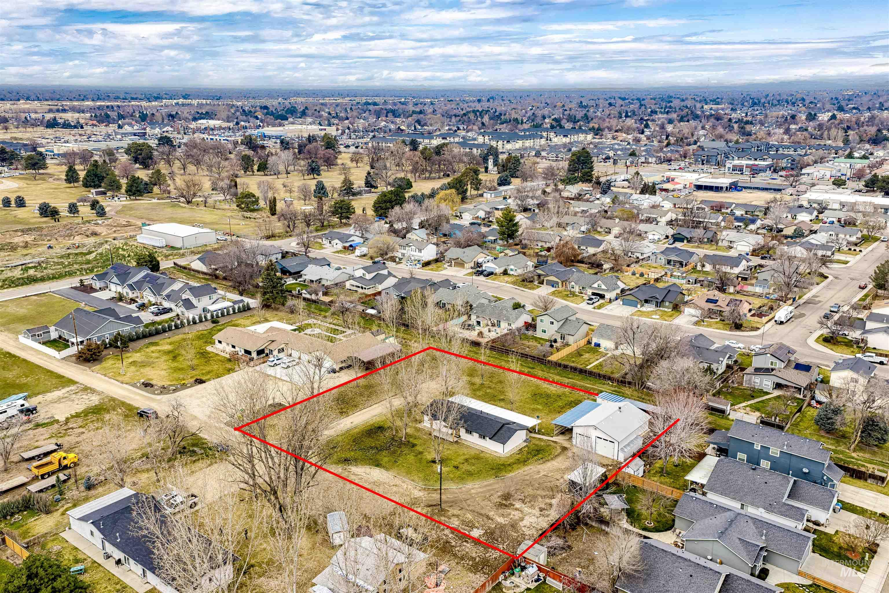 1118 N Dawn Dr., Boise, Idaho 83713, 4 Bedrooms, 2 Bathrooms, Residential For Sale, Price $679,900,MLS 98973415