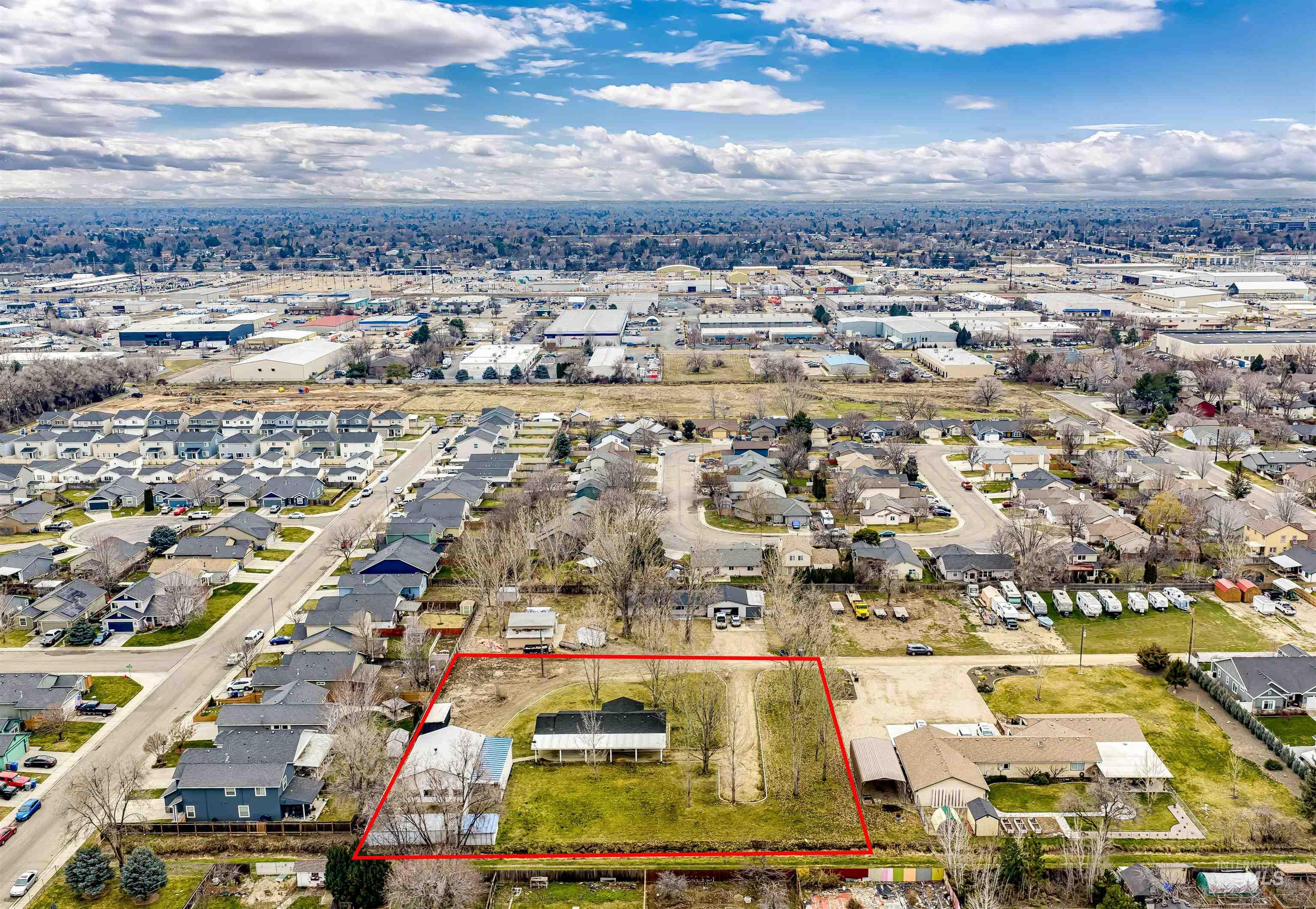 1118 N Dawn Dr., Boise, Idaho 83713, 4 Bedrooms, 2 Bathrooms, Residential For Sale, Price $679,900,MLS 98973415