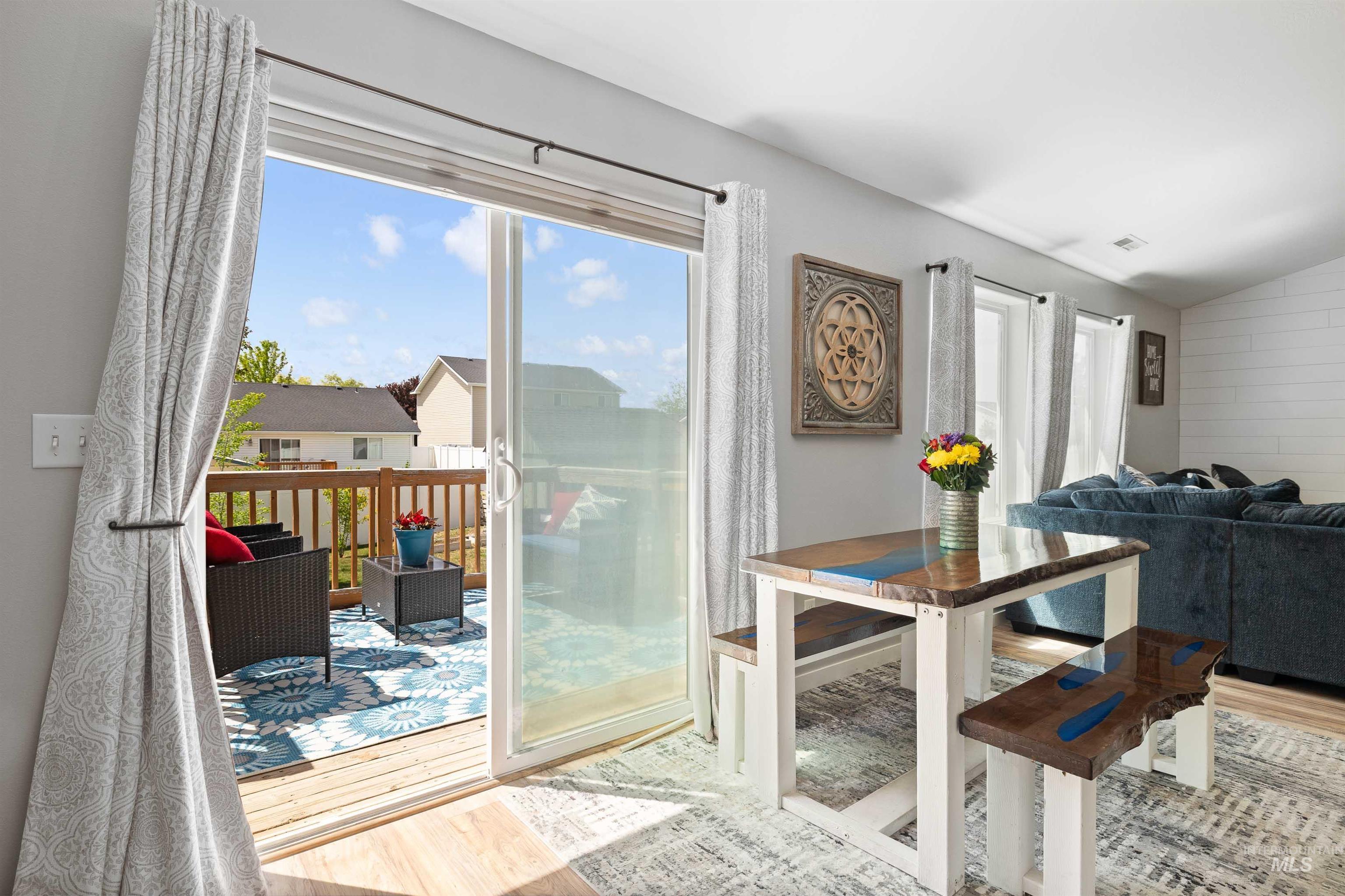 1509 N Cedar Street, Jerome, Idaho 83338, 3 Bedrooms, 2 Bathrooms, Residential For Sale, Price $379,000,MLS 98973417