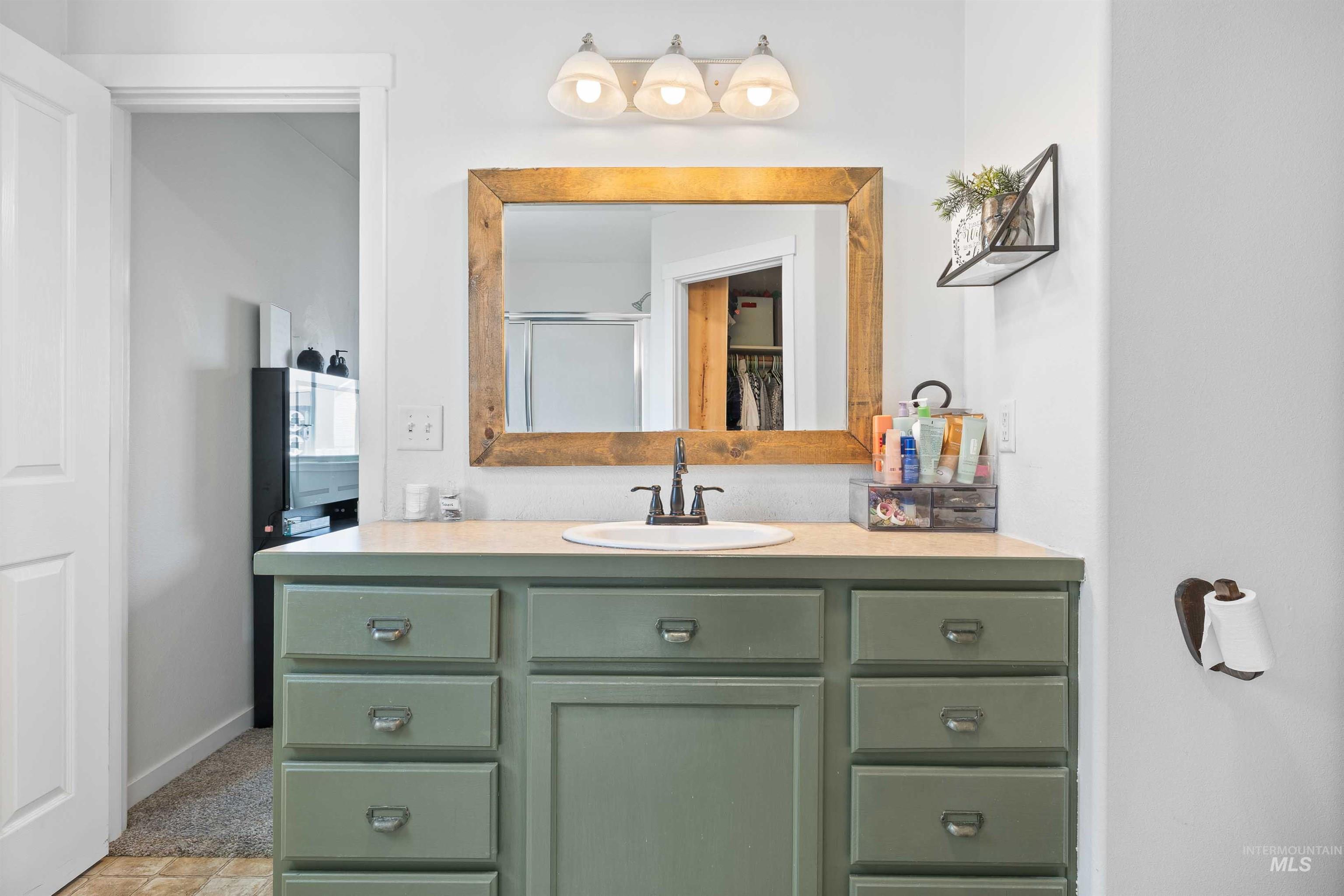 1509 N Cedar Street, Jerome, Idaho 83338, 3 Bedrooms, 2 Bathrooms, Residential For Sale, Price $379,000,MLS 98973417