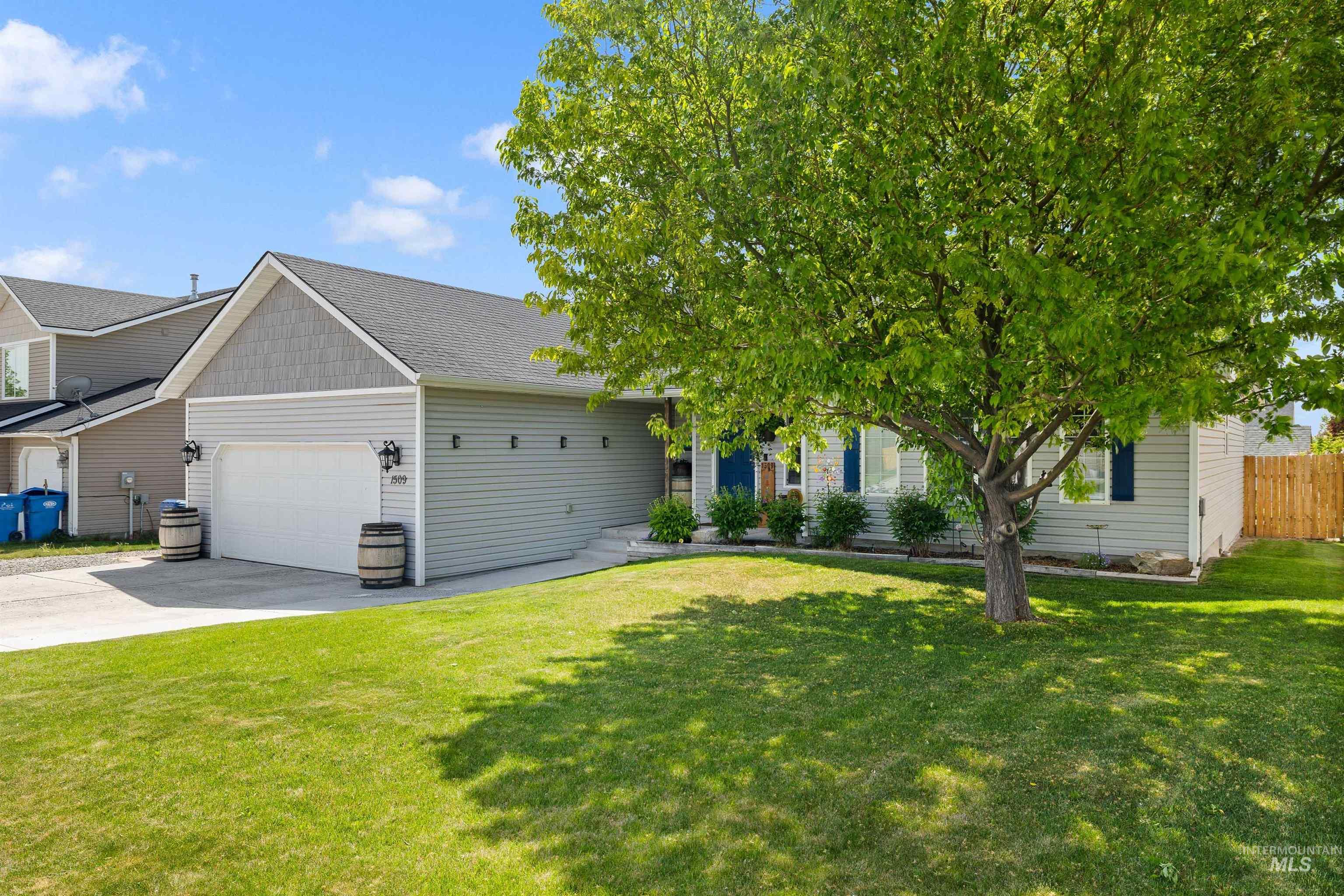 1509 N Cedar Street, Jerome, Idaho 83338, 3 Bedrooms, 2 Bathrooms, Residential For Sale, Price $359,000,MLS 98973417