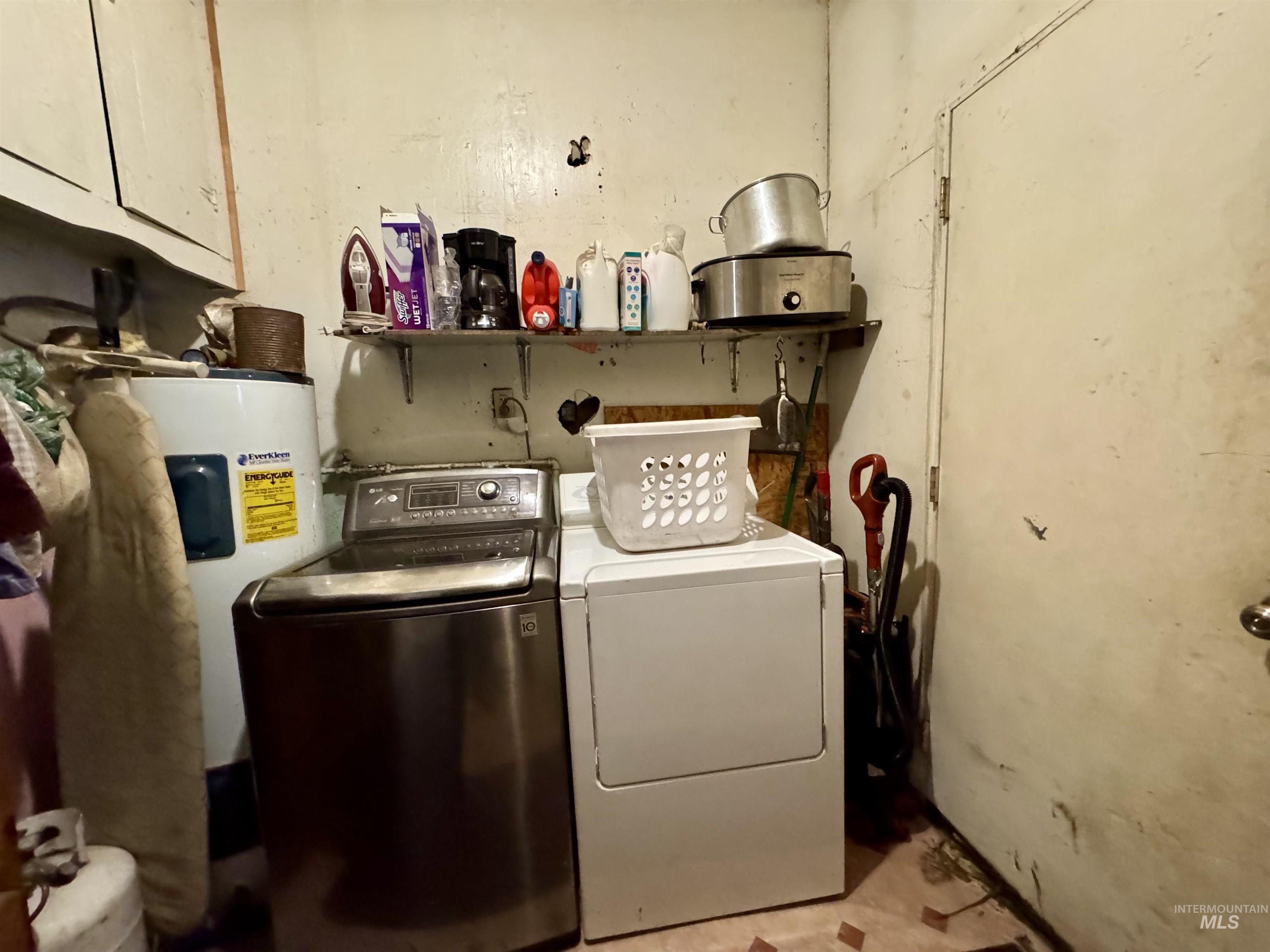 412 Walnut St, Nezperce, Idaho 83543, 3 Bedrooms, 1 Bathroom, Residential For Sale, Price $225,000,MLS 98973420