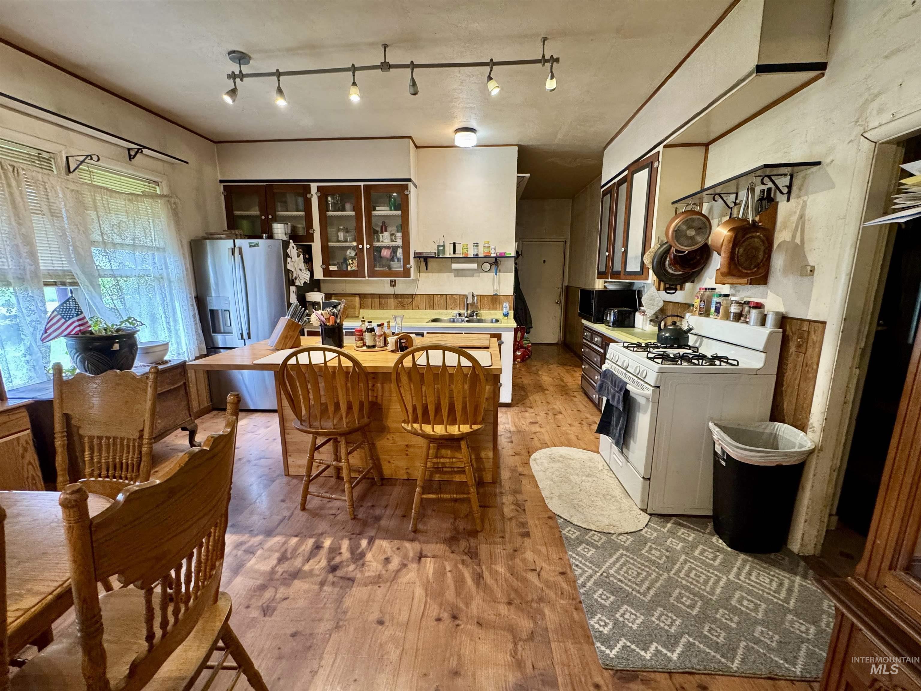 412 Walnut St, Nezperce, Idaho 83543, 3 Bedrooms, 1 Bathroom, Residential For Sale, Price $225,000,MLS 98973420