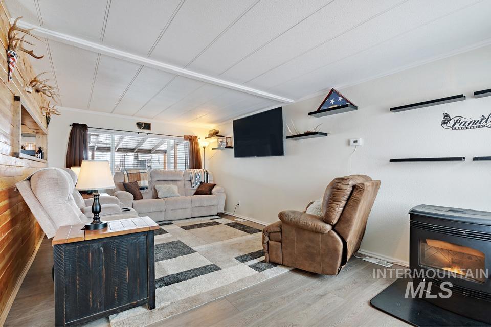 7242 Boise Rd, Fruitland, Idaho 83619-0000, 2 Bedrooms, 1 Bathroom, Residential For Sale, Price $425,000,MLS 98973421