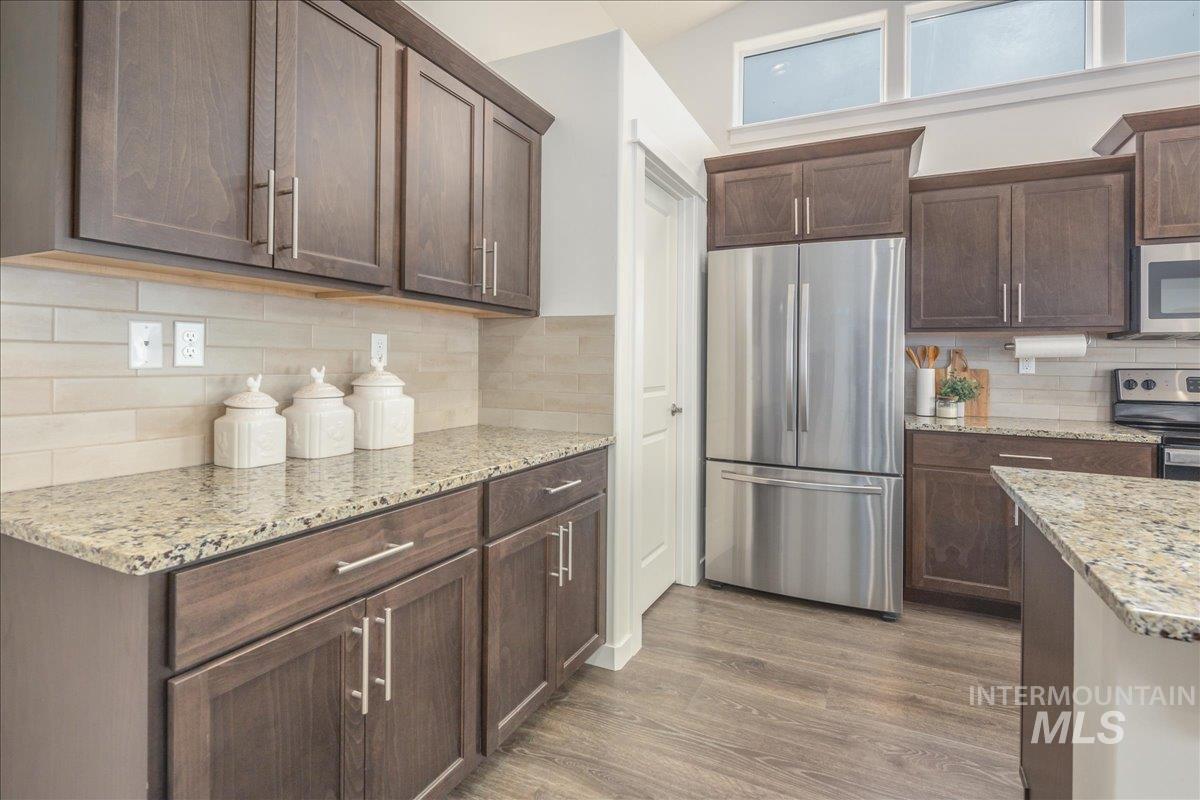 171 S Fuji Ave, Emmett, Idaho 83617, 4 Bedrooms, 2 Bathrooms, Residential For Sale, Price $459,000,MLS 98973422