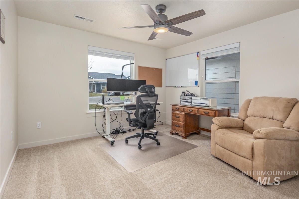 171 S Fuji Ave, Emmett, Idaho 83617, 4 Bedrooms, 2 Bathrooms, Residential For Sale, Price $459,000,MLS 98973422