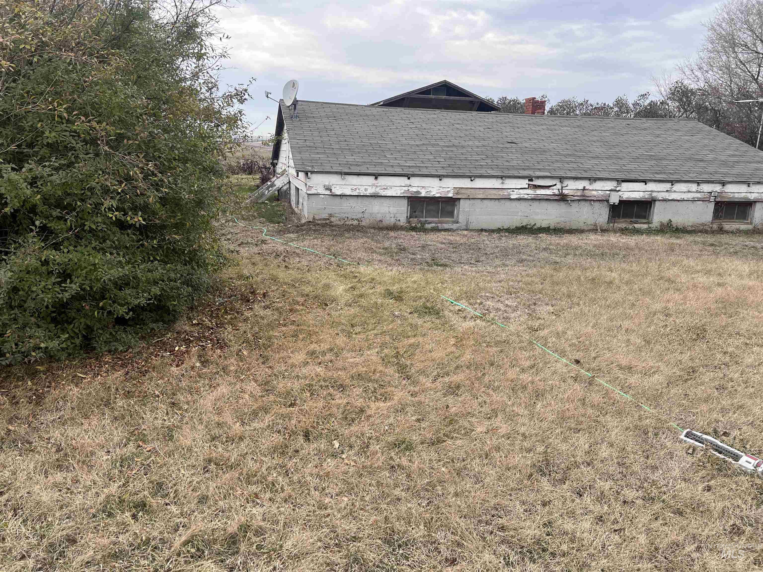 3967 SAND HOLLOW RD, New Plymouth, Idaho 83655, 2 Bedrooms, 1 Bathroom, Residential For Sale, Price $350,000,MLS 98973423