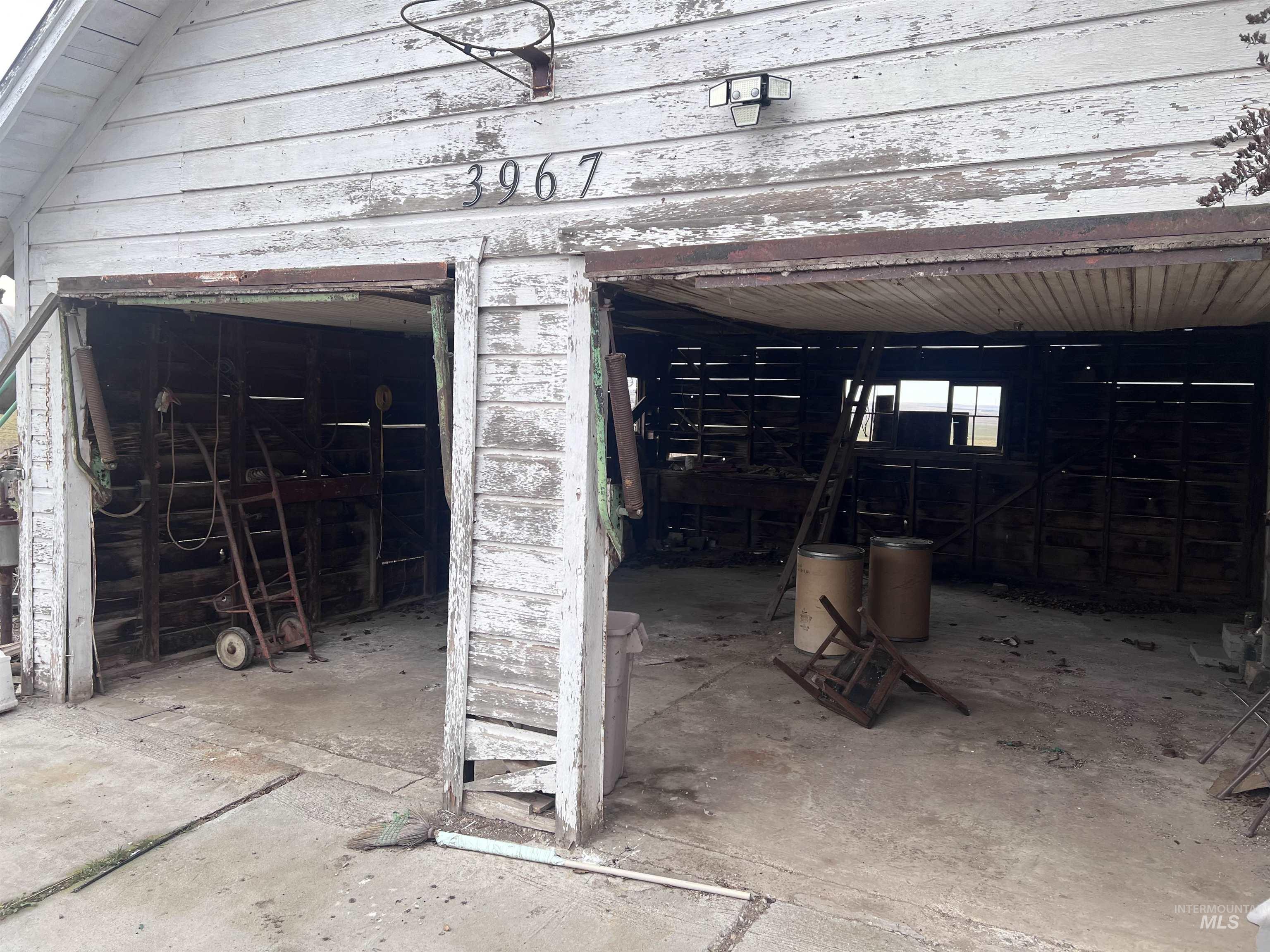 3967 SAND HOLLOW RD, New Plymouth, Idaho 83655, 2 Bedrooms, 1 Bathroom, Residential For Sale, Price $350,000,MLS 98973423