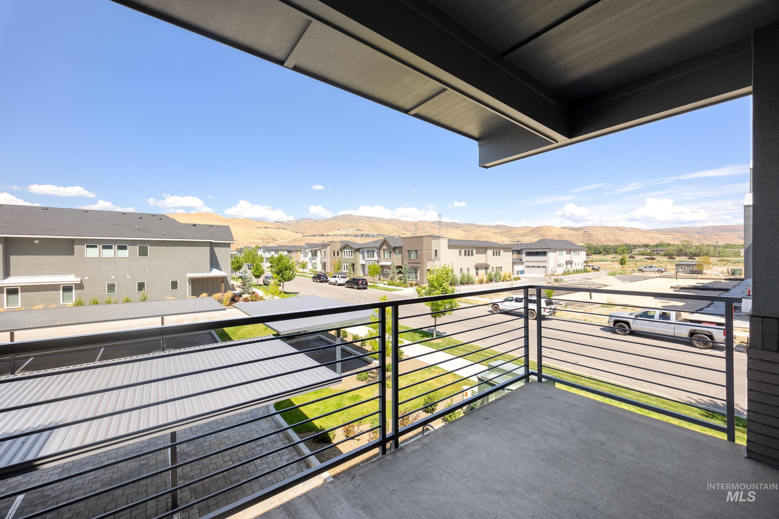 4340 E Haystack St, Boise, Idaho 83716, 2 Bedrooms, 2 Bathrooms, Residential For Sale, Price $524,900,MLS 98973424