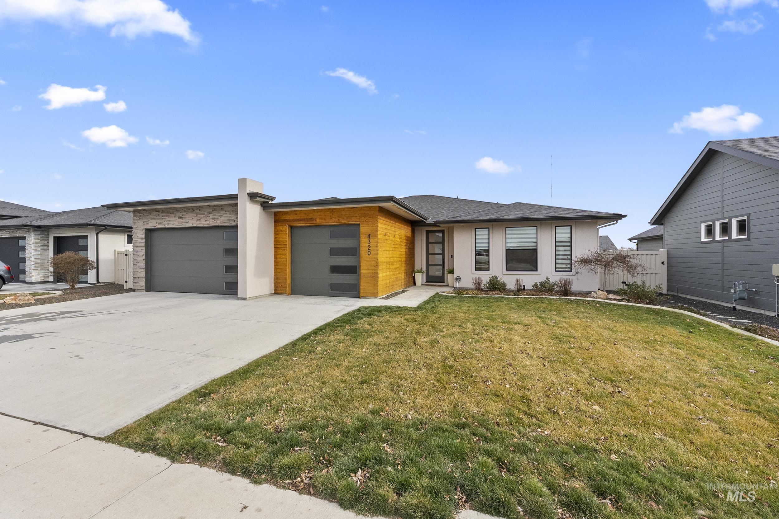 4320 S Selatir Way, Meridian, Idaho 83642, 4 Bedrooms, 3 Bathrooms, Residential For Sale, Price $775,000,MLS 98973425
