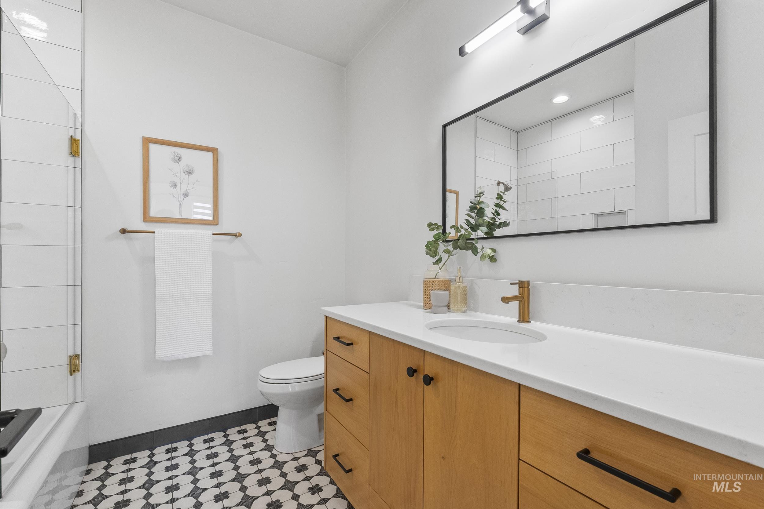 4320 S Selatir Way, Meridian, Idaho 83642, 4 Bedrooms, 3 Bathrooms, Residential For Sale, Price $775,000,MLS 98973425