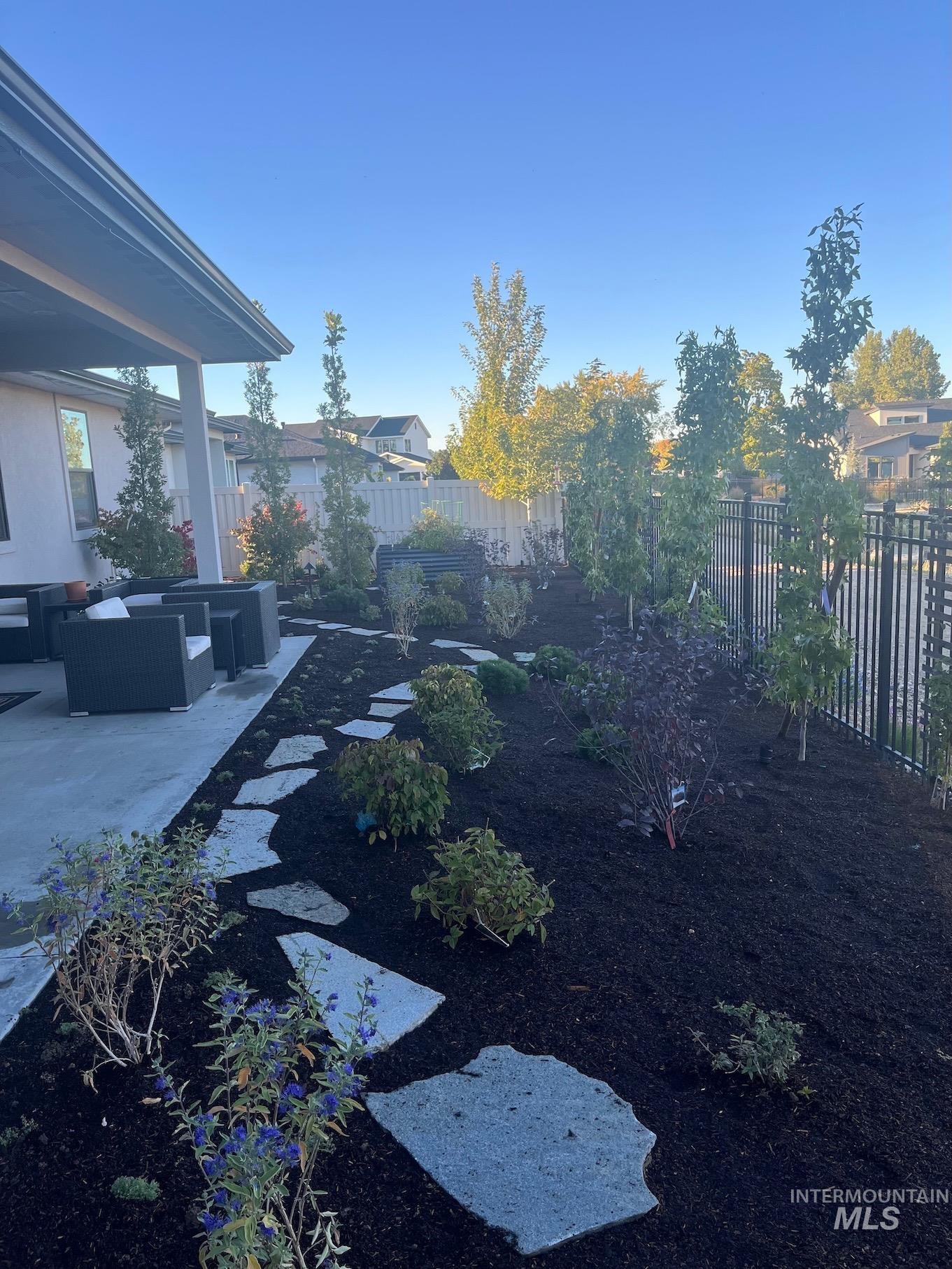 4320 S Selatir Way, Meridian, Idaho 83642, 4 Bedrooms, 3 Bathrooms, Residential For Sale, Price $775,000, 98973425