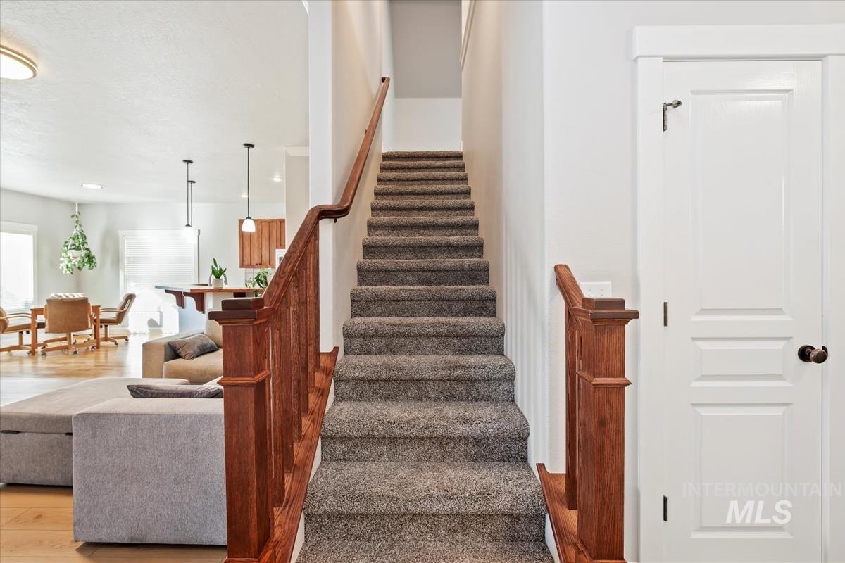 6803 E Greens Dr, Nampa, Idaho 83687, 3 Bedrooms, 2 Bathrooms, Residential For Sale, Price $435,000,MLS 98973432