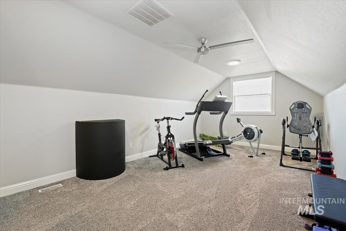 6803 E Greens Dr, Nampa, Idaho 83687, 3 Bedrooms, 2 Bathrooms, Residential For Sale, Price $435,000,MLS 98973432