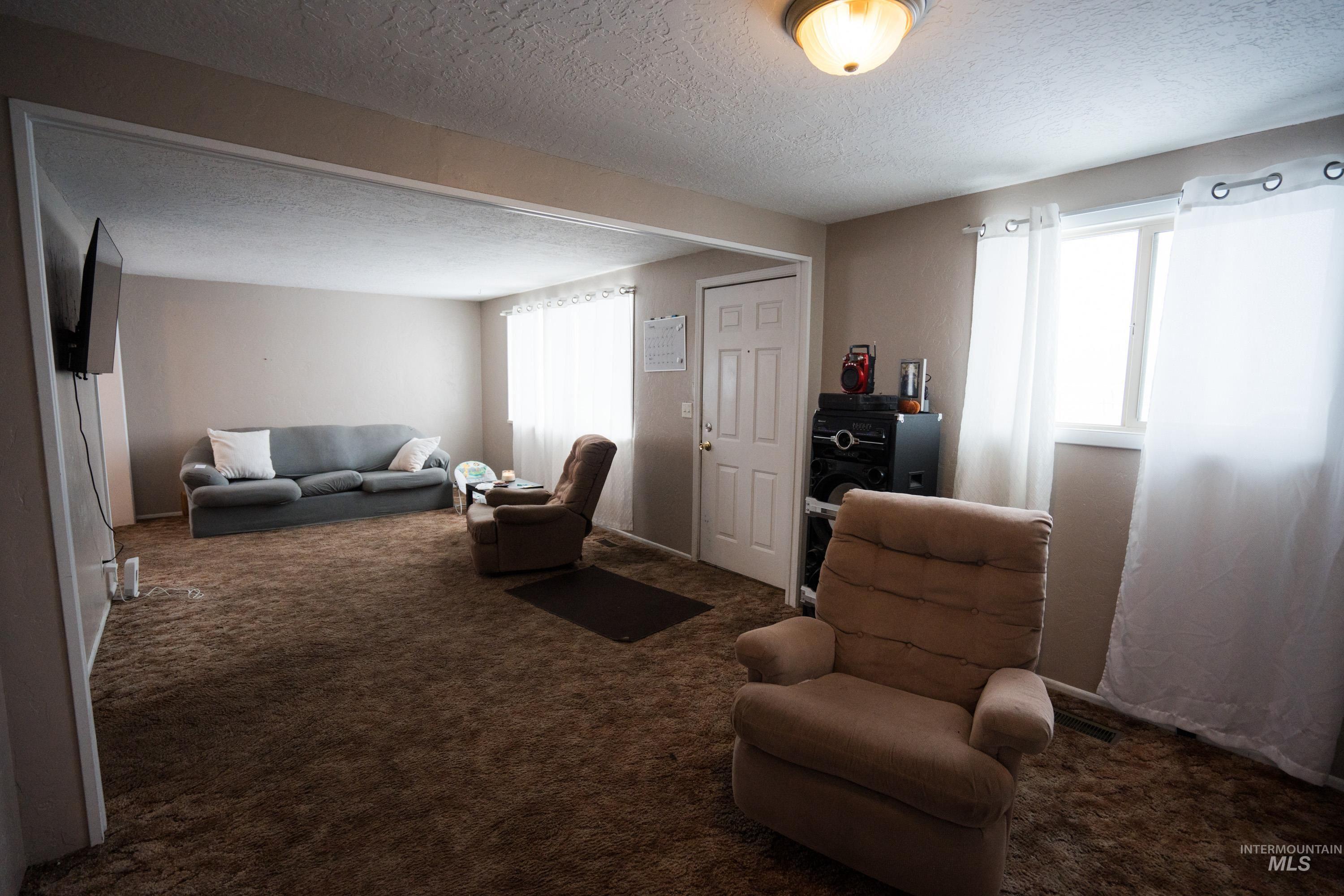 785 H Street, Heyburn, Idaho 83318, 3 Bedrooms, 1 Bathroom, Residential For Sale, Price $245,000,MLS 98973433