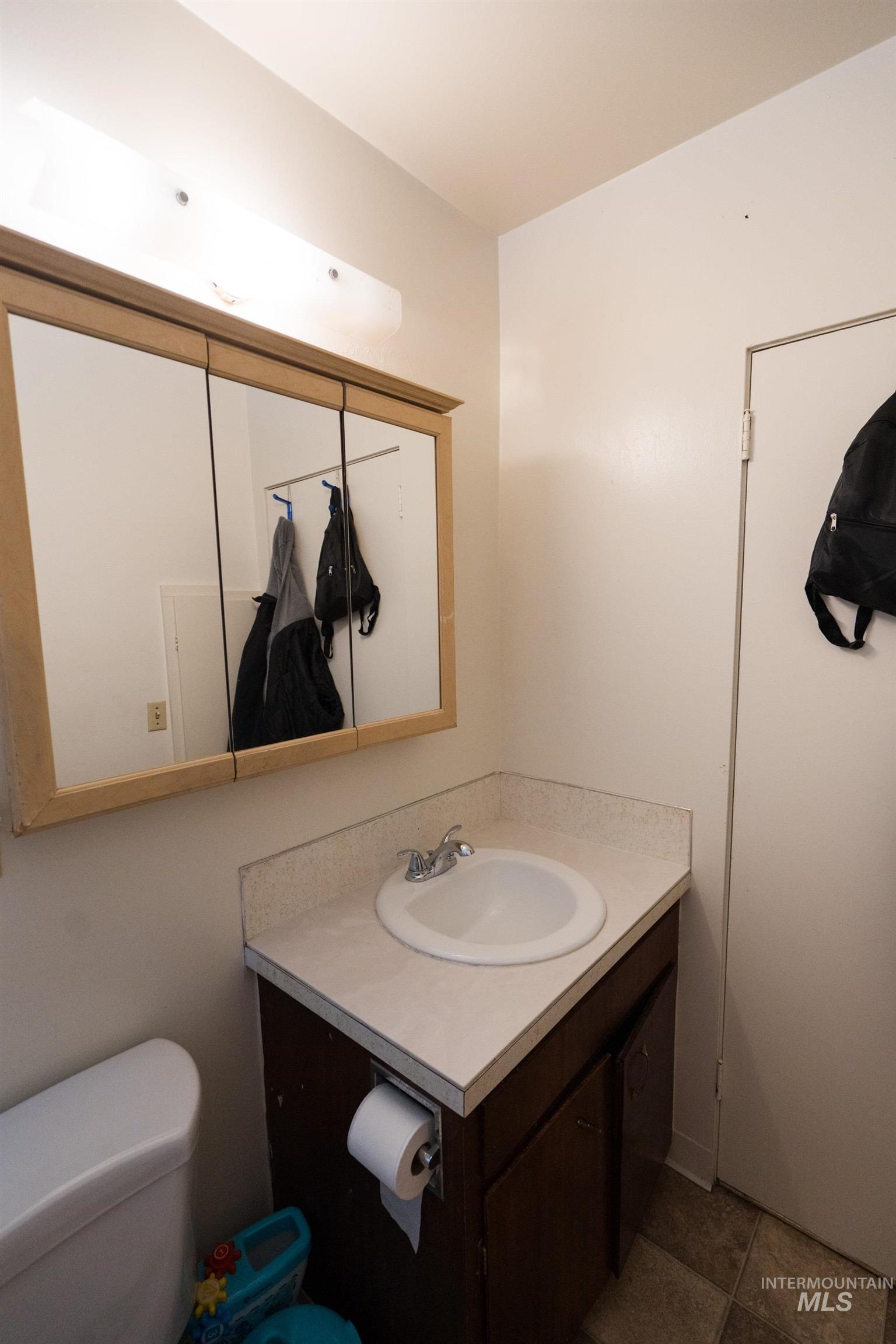 1810 15th Street, Heyburn, Idaho 83336, 2 Bedrooms, 1 Bathroom, Residential For Sale, Price $235,000,MLS 98973434