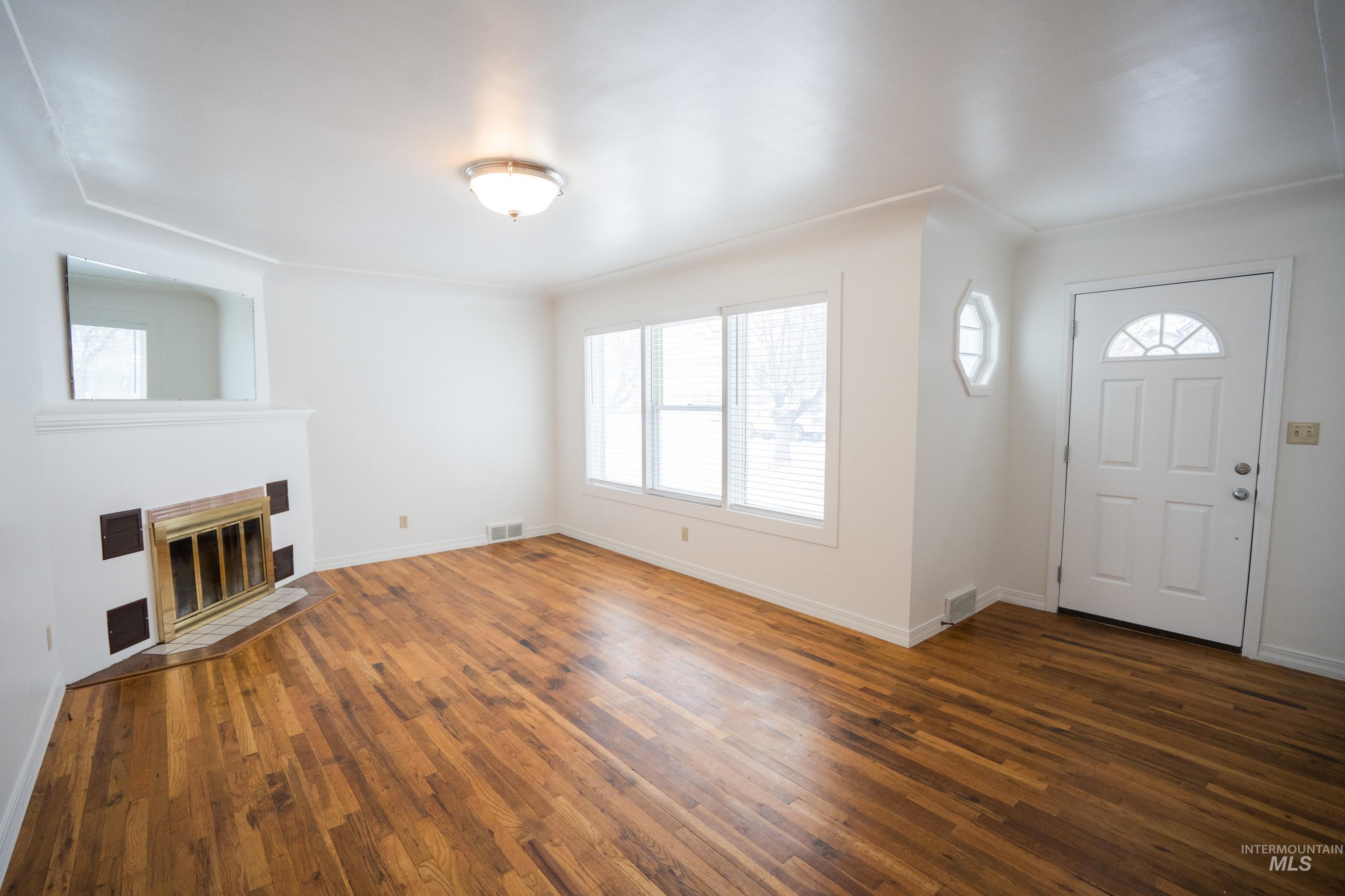 1718 Schodde Ave, Burley, Idaho 83318, 4 Bedrooms, 2 Bathrooms, Residential For Sale, Price $372,000,MLS 98973436