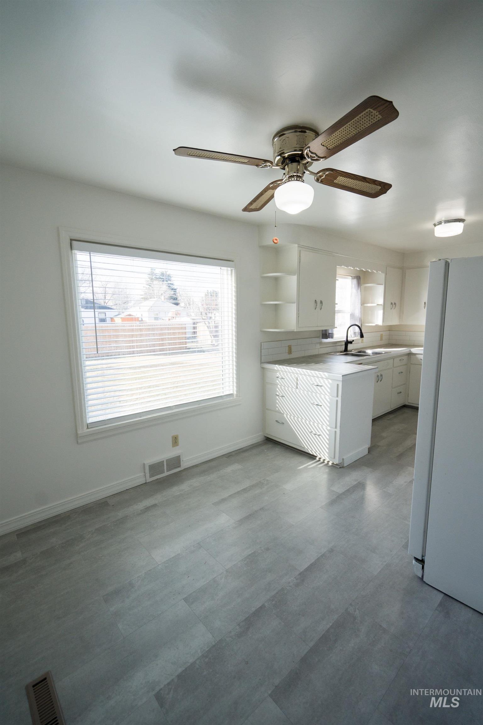 1718 Schodde Ave, Burley, Idaho 83318, 4 Bedrooms, 2 Bathrooms, Residential For Sale, Price $372,000,MLS 98973436