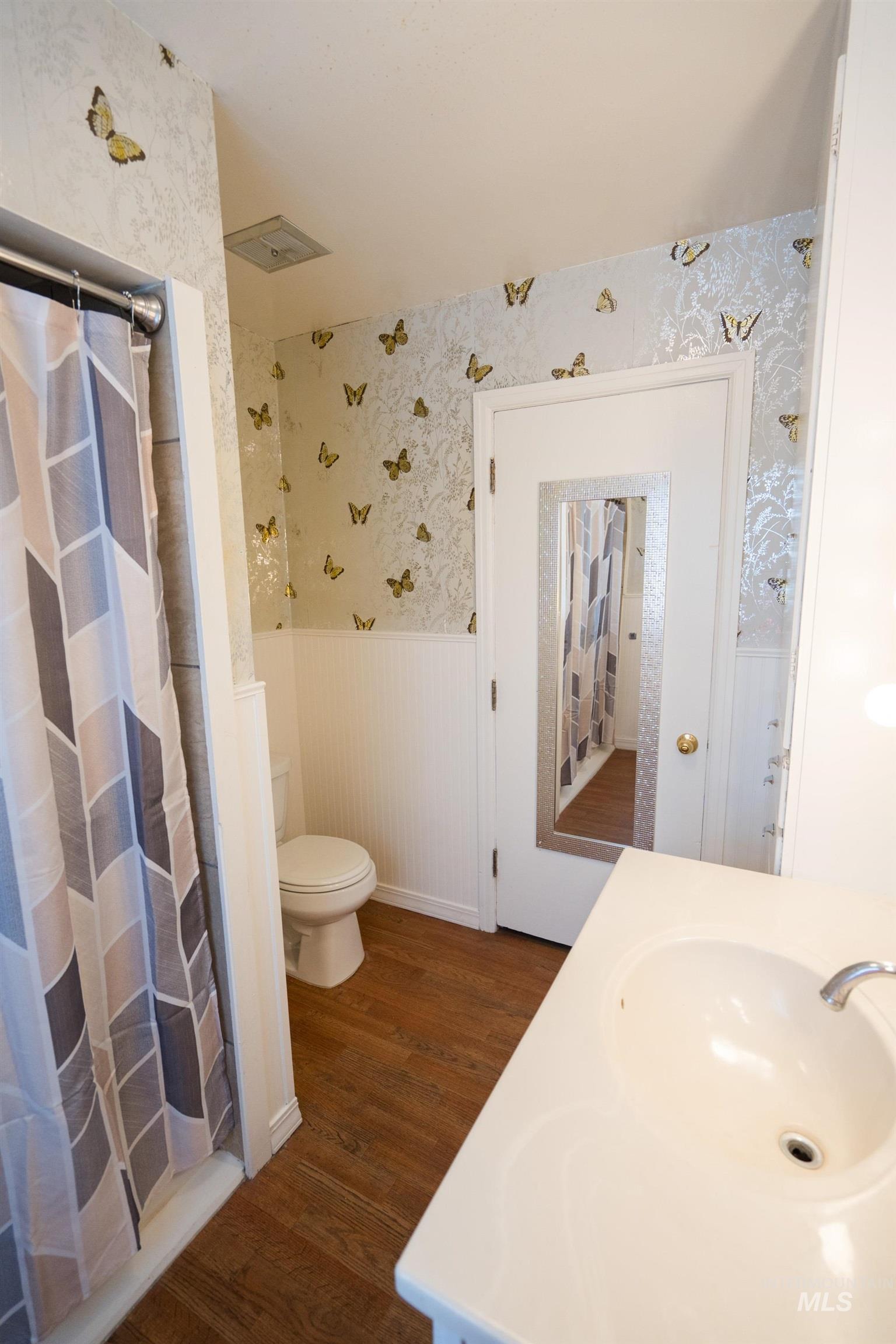 1718 Schodde Ave, Burley, Idaho 83318, 4 Bedrooms, 2 Bathrooms, Residential For Sale, Price $372,000,MLS 98973436