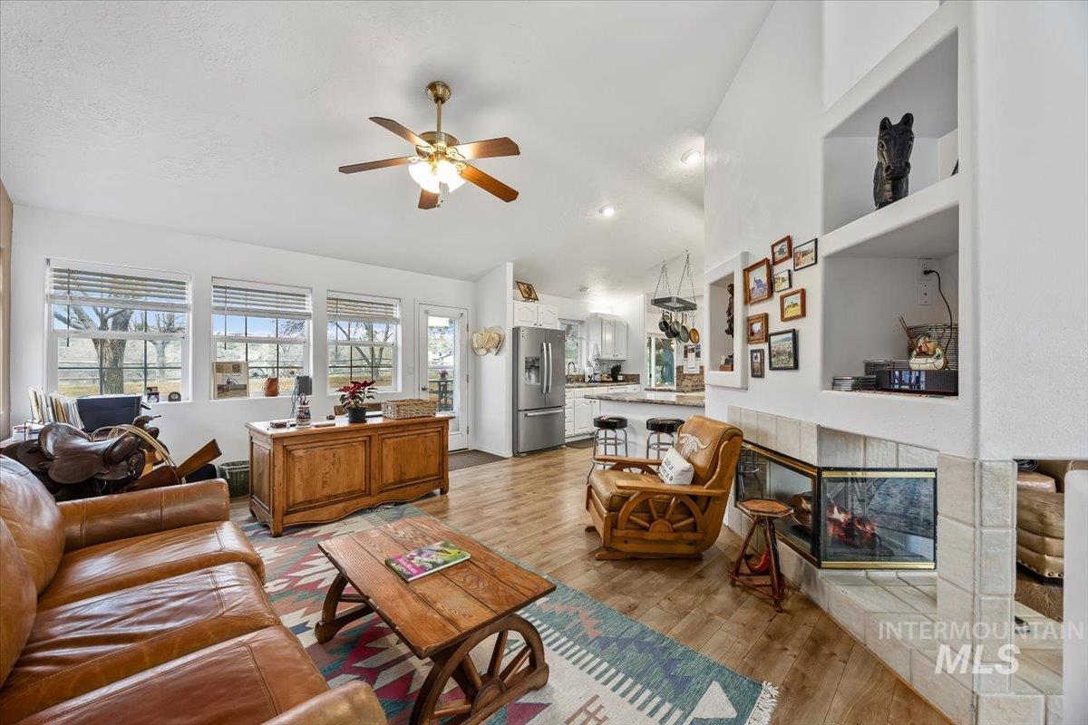 4519 Meadow Cir, Buhl, Idaho 83316, 3 Bedrooms, 2.5 Bathrooms, Residential For Sale, Price $449,000,MLS 98973437