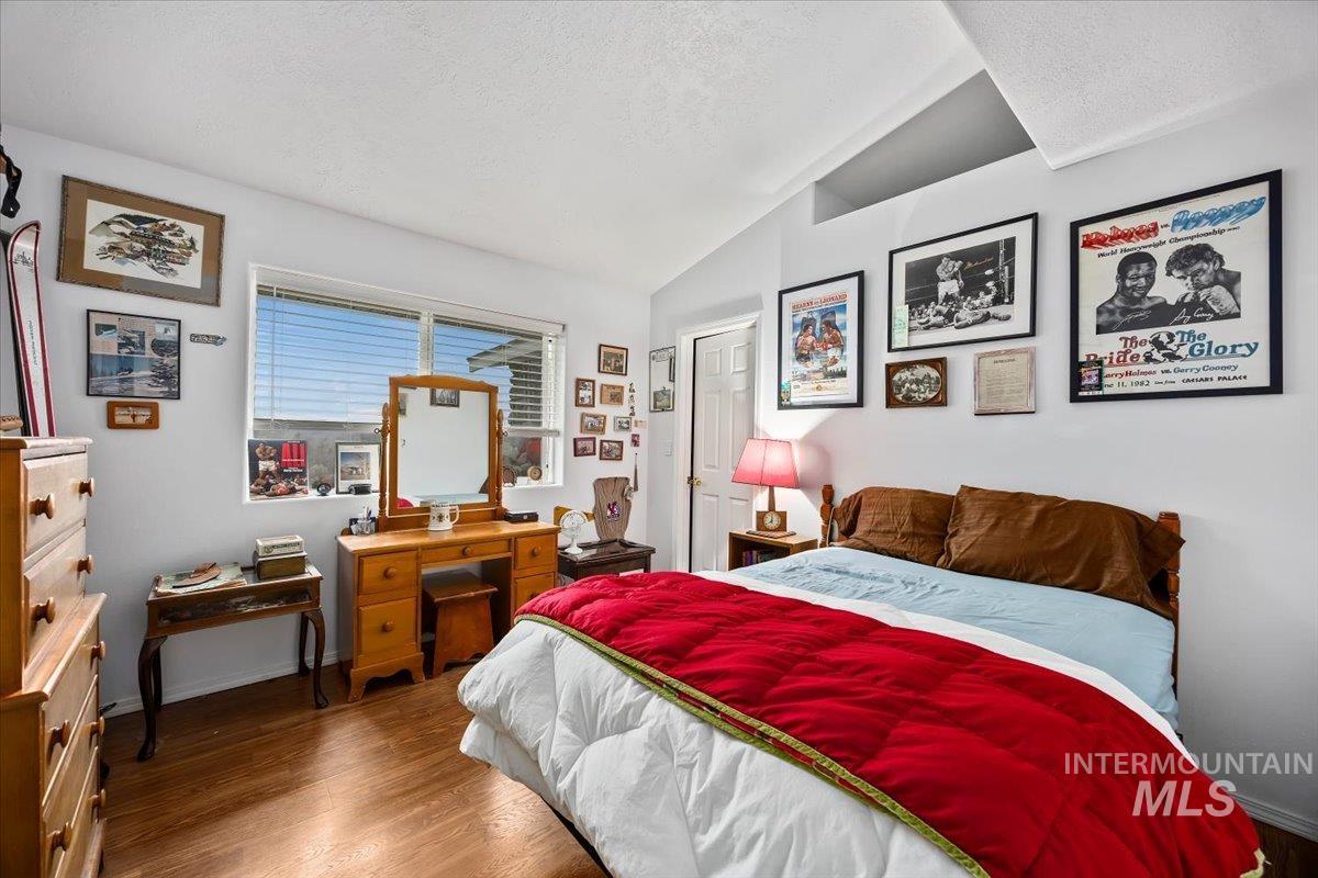 4519 Meadow Cir, Buhl, Idaho 83316, 3 Bedrooms, 2.5 Bathrooms, Residential For Sale, Price $449,000,MLS 98973437