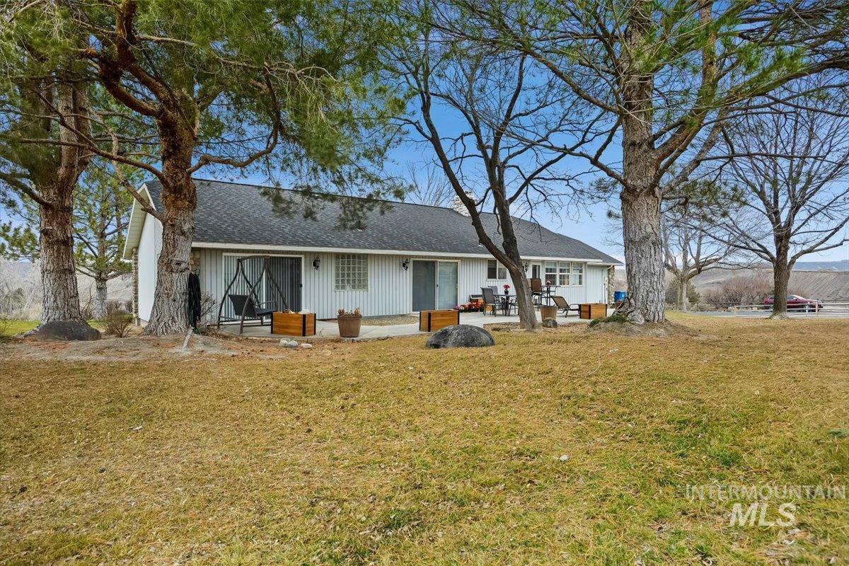 4519 Meadow Cir, Buhl, Idaho 83316, 3 Bedrooms, 2.5 Bathrooms, Residential For Sale, Price $449,000,MLS 98973437