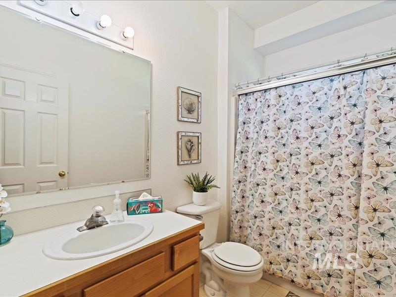 2109 S Happy Valley, Nampa, Idaho 83686, 4 Bedrooms, 3.5 Bathrooms, Residential For Sale, Price $650,000,MLS 98973438