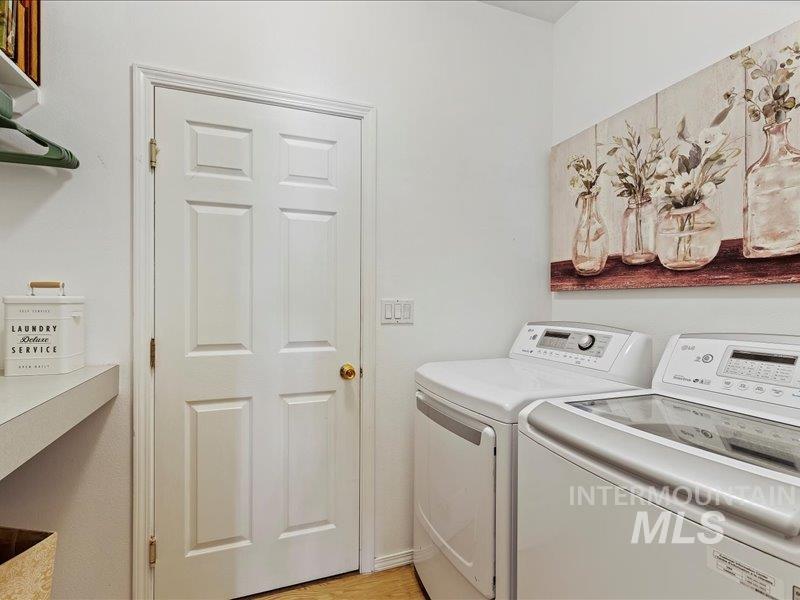 2109 S Happy Valley, Nampa, Idaho 83686, 4 Bedrooms, 3.5 Bathrooms, Residential For Sale, Price $650,000,MLS 98973438