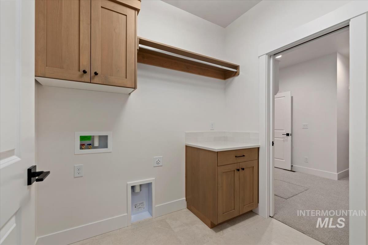 6627 N Good Dr., Eagle, Idaho 83629, 4 Bedrooms, 3 Bathrooms, Residential For Sale, Price $699,880,MLS 98973439