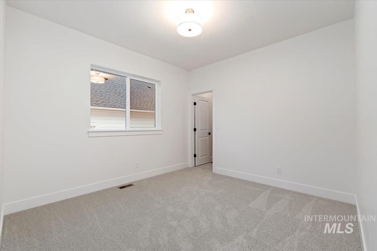 6627 N Good Dr., Eagle, Idaho 83629, 4 Bedrooms, 3 Bathrooms, Residential For Sale, Price $699,880,MLS 98973439