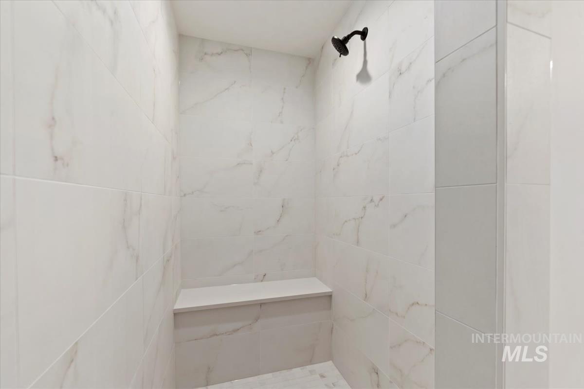 6627 N Good Dr., Eagle, Idaho 83629, 4 Bedrooms, 3 Bathrooms, Residential For Sale, Price $699,880,MLS 98973439