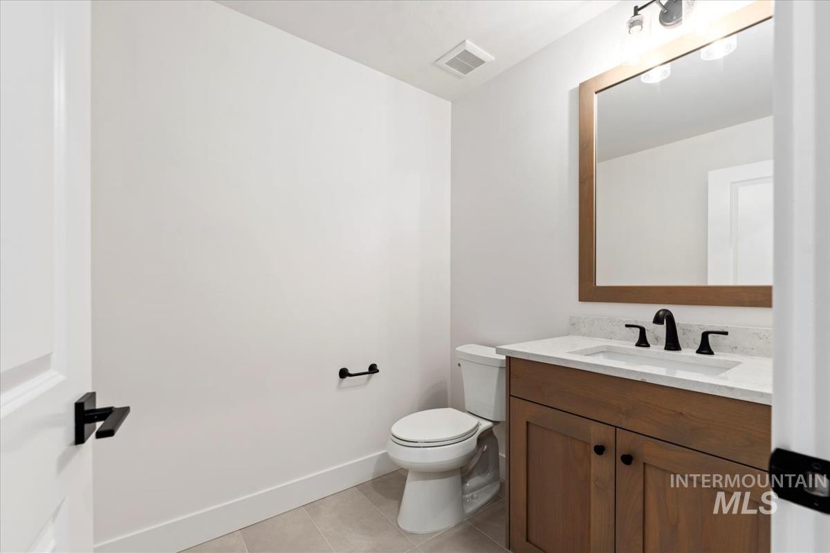 6627 N Good Dr., Eagle, Idaho 83629, 4 Bedrooms, 3 Bathrooms, Residential For Sale, Price $699,880,MLS 98973439