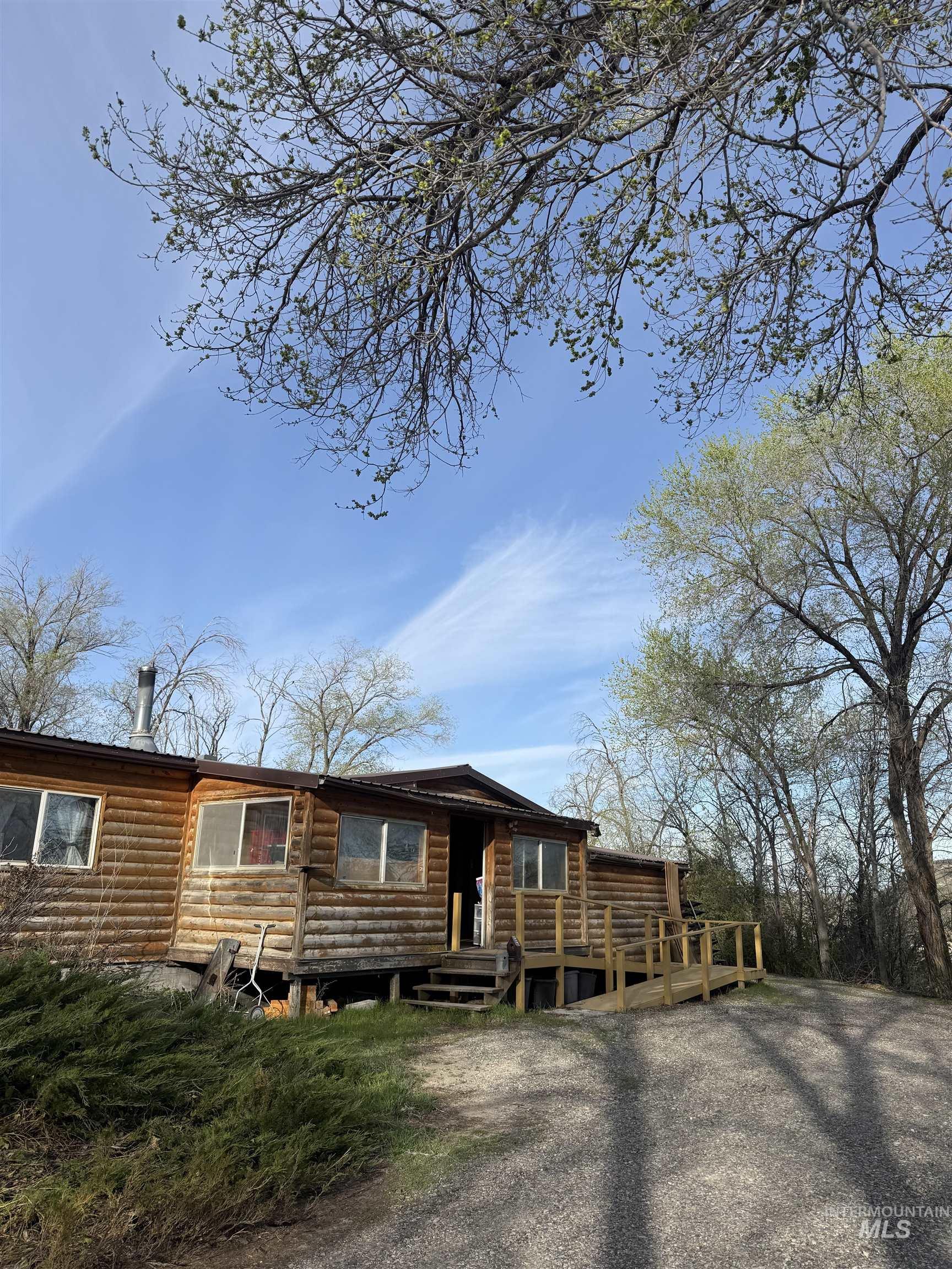 2934 E Little Basin Rd, King Hill, Idaho 83633, 3 Bedrooms, 2 Bathrooms, Residential For Sale, Price $325,000,MLS 98973440