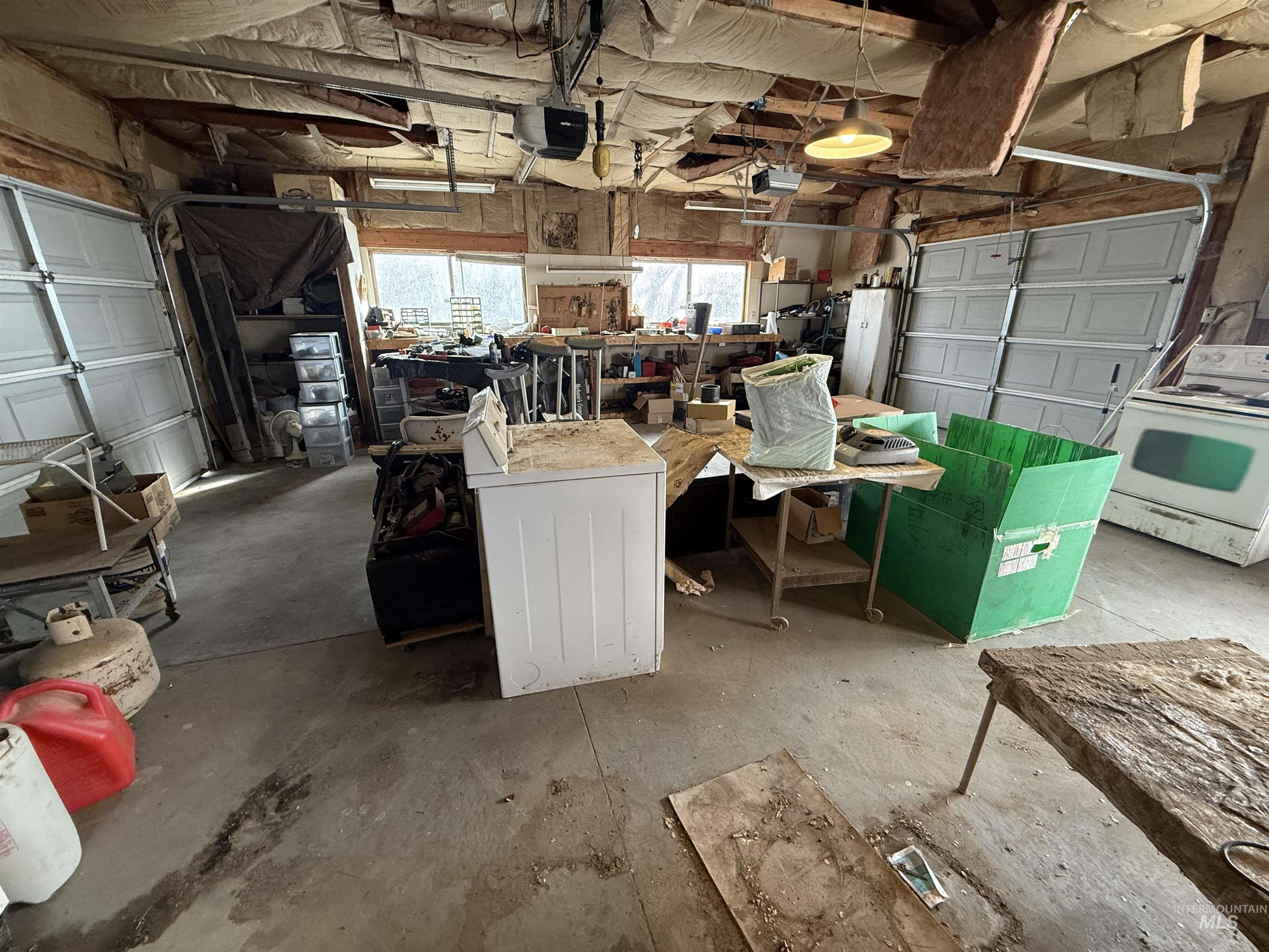 2934 E Little Basin Rd, King Hill, Idaho 83633, 3 Bedrooms, 2 Bathrooms, Residential For Sale, Price $350,000,MLS 98973440