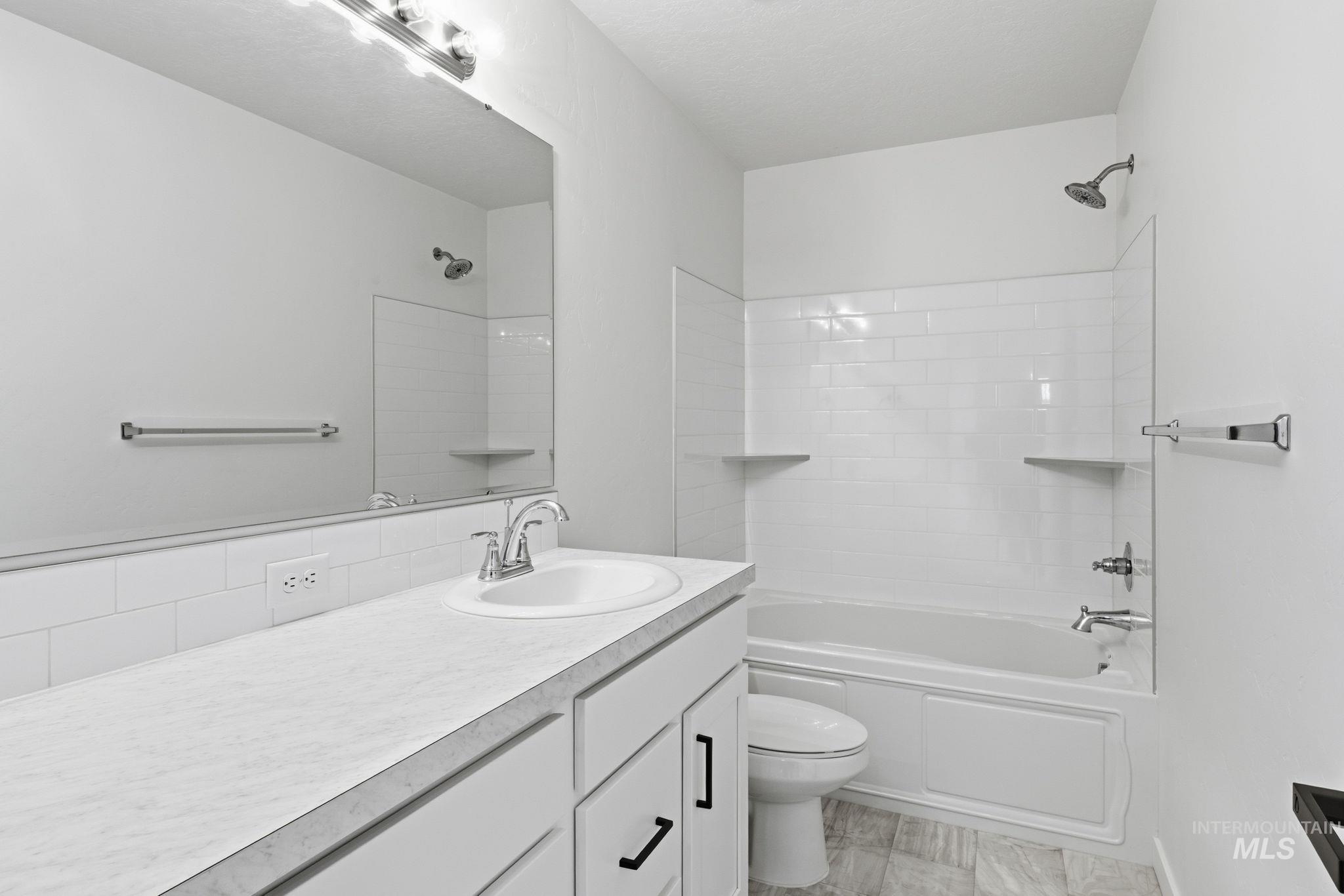 6166 S Carlburg Pl., Boise, Idaho 83709, 3 Bedrooms, 2.5 Bathrooms, Residential For Sale, Price $525,000,MLS 98973442