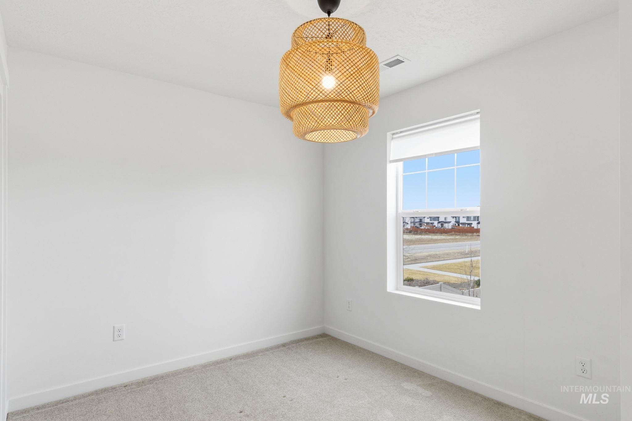 6166 S Carlburg Pl., Boise, Idaho 83709, 3 Bedrooms, 2.5 Bathrooms, Residential For Sale, Price $525,000,MLS 98973442