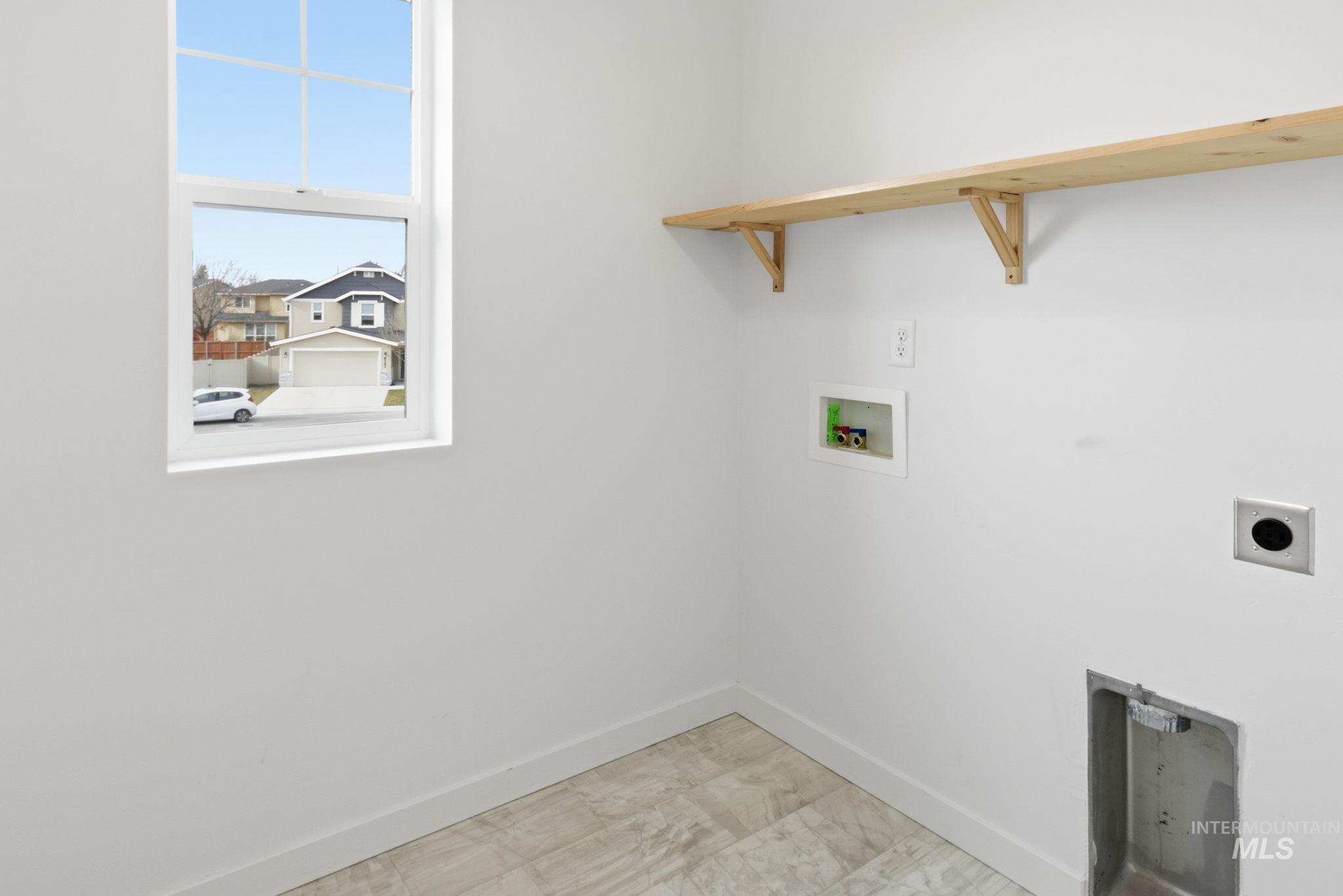 6166 S Carlburg Pl., Boise, Idaho 83709, 3 Bedrooms, 2.5 Bathrooms, Residential For Sale, Price $525,000,MLS 98973442