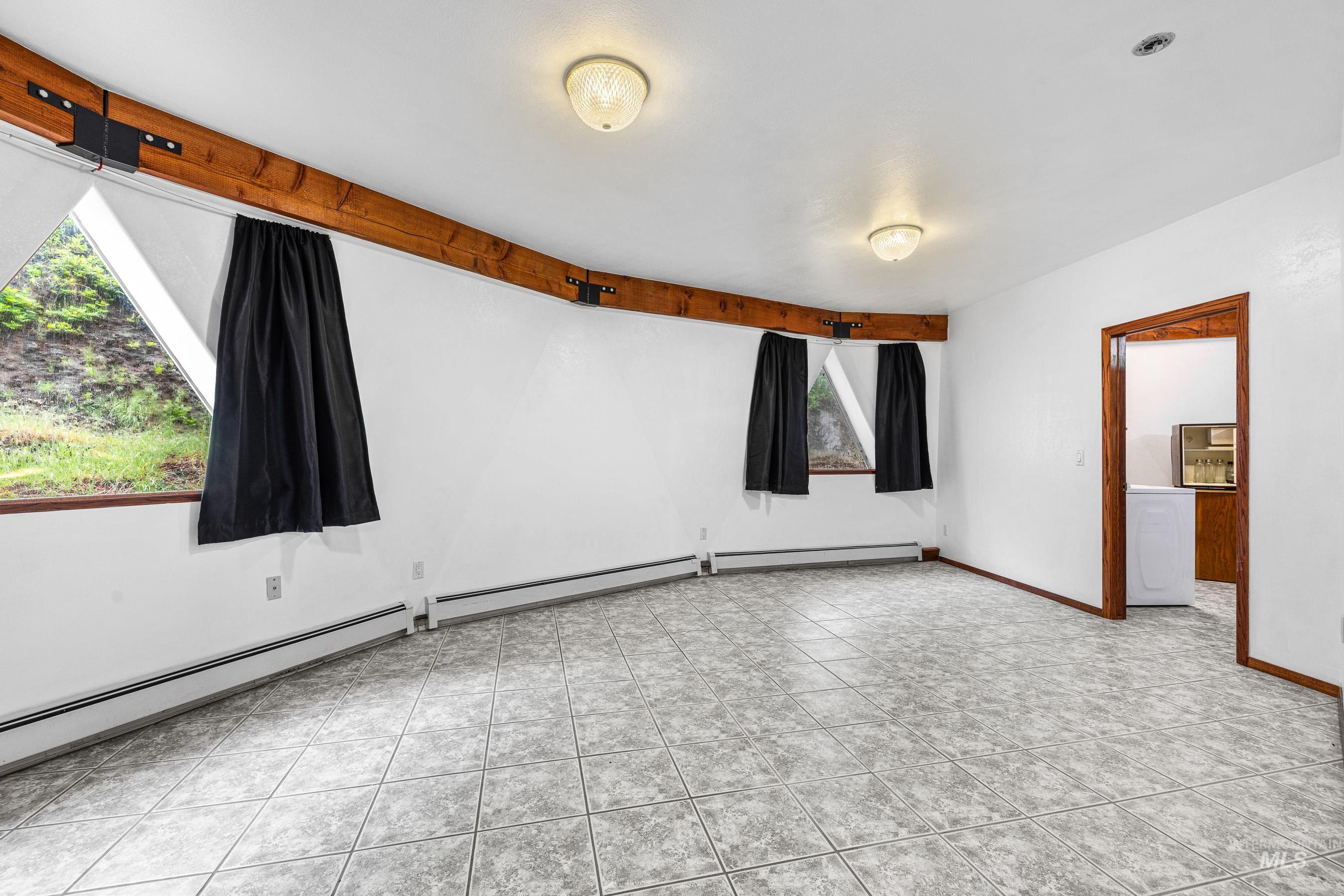 360 Lake Creek Rd, Riggins, Idaho 83549, 2 Bedrooms, 2 Bathrooms, Residential For Sale, Price $549,000,MLS 98973443