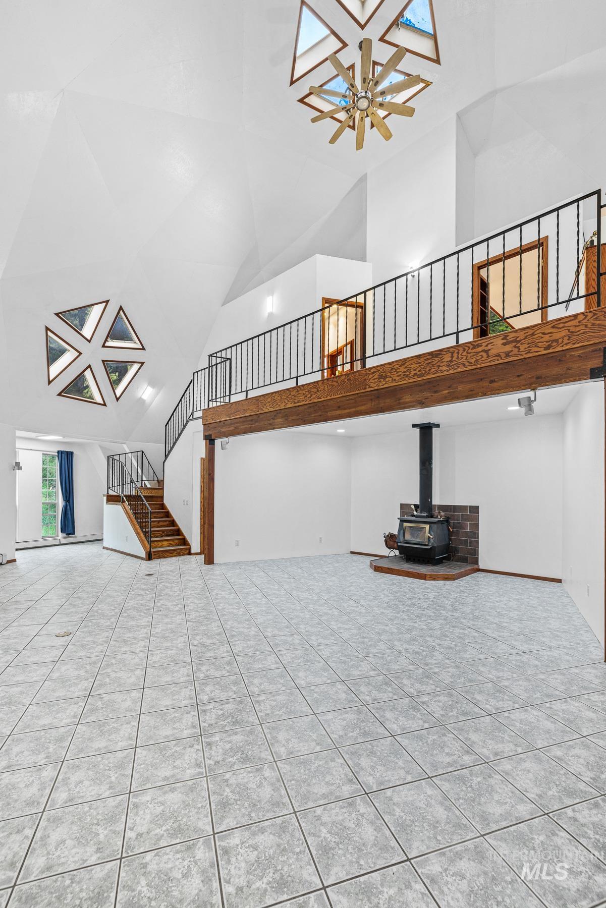 360 Lake Creek Rd, Riggins, Idaho 83549, 2 Bedrooms, 2 Bathrooms, Residential For Sale, Price $549,000,MLS 98973443