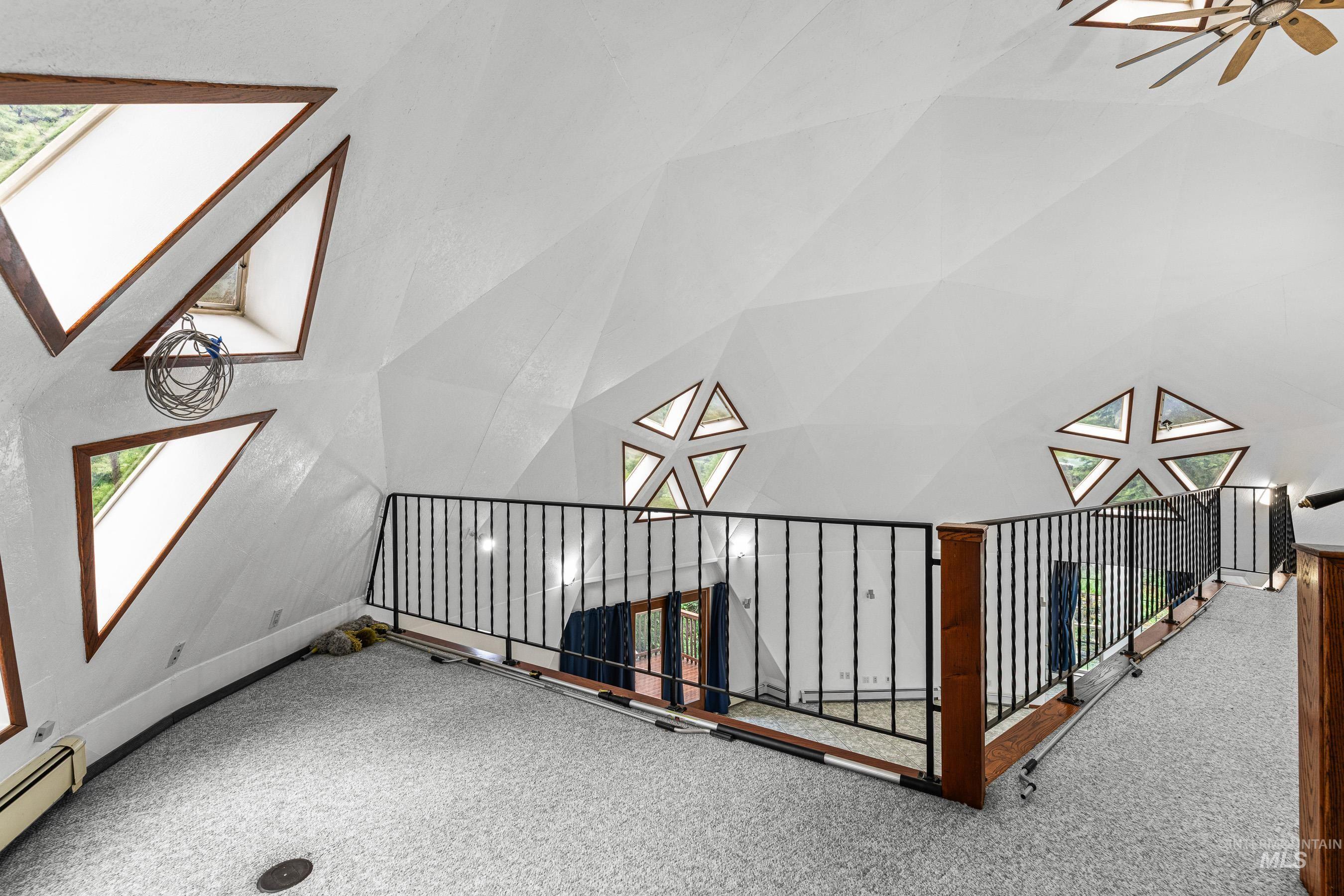 360 Lake Creek Rd, Riggins, Idaho 83549, 2 Bedrooms, 2 Bathrooms, Residential For Sale, Price $549,000,MLS 98973443