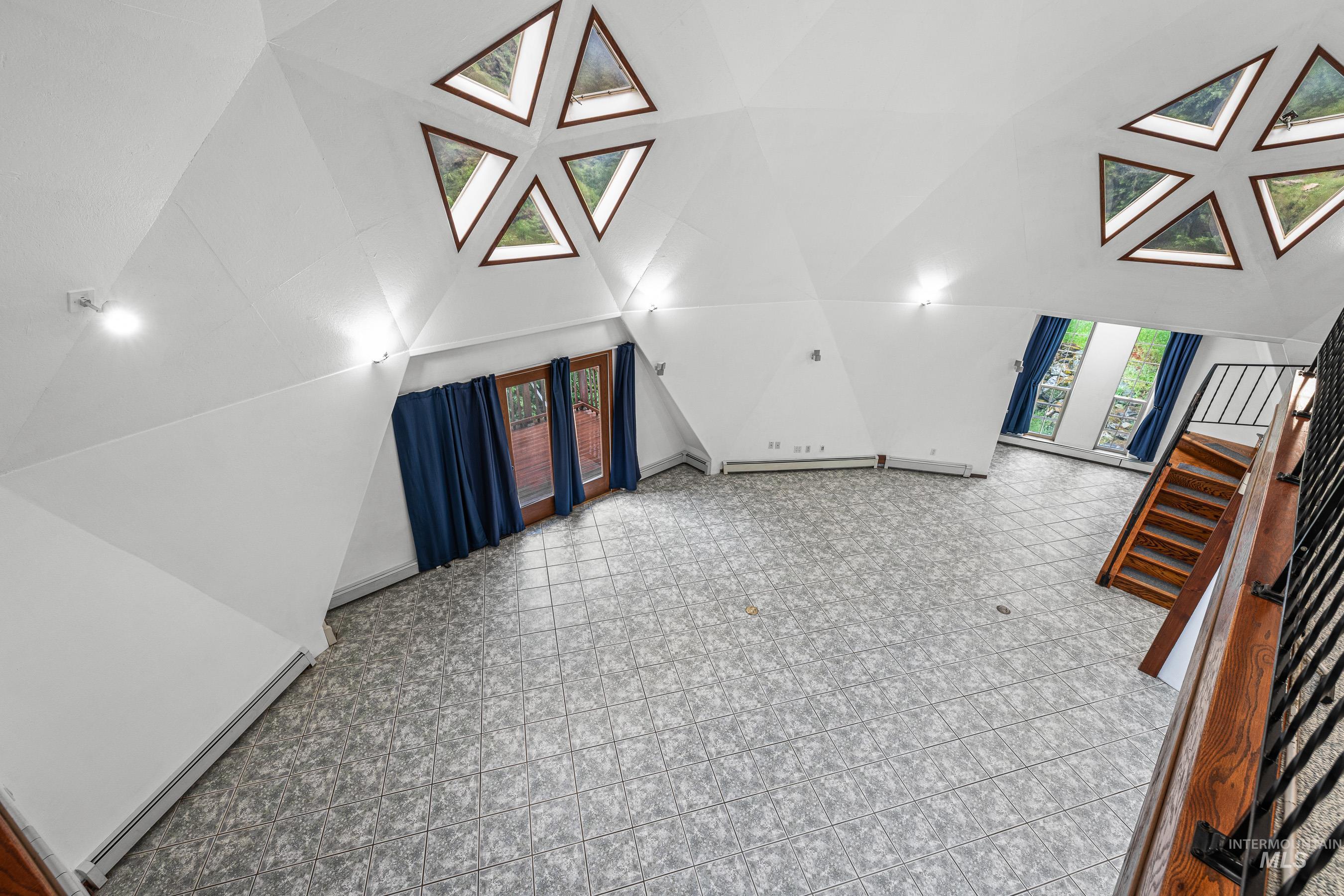 360 Lake Creek Rd, Riggins, Idaho 83549, 2 Bedrooms, 2 Bathrooms, Residential For Sale, Price $549,000,MLS 98973443